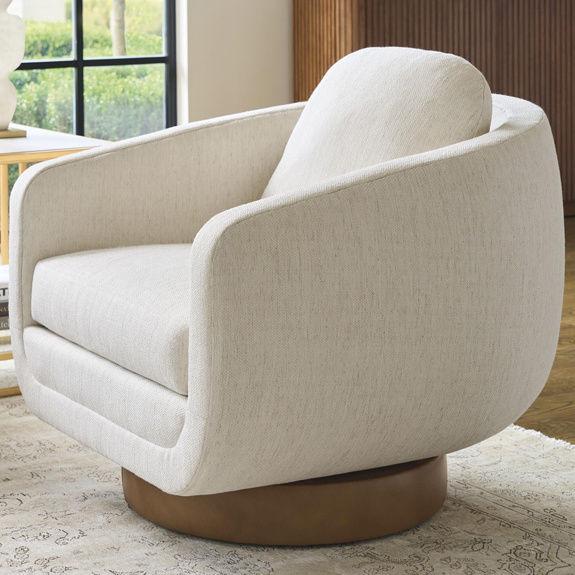 Lexington Home Brands La Costa Bluewater Swivel Chair in Bisque