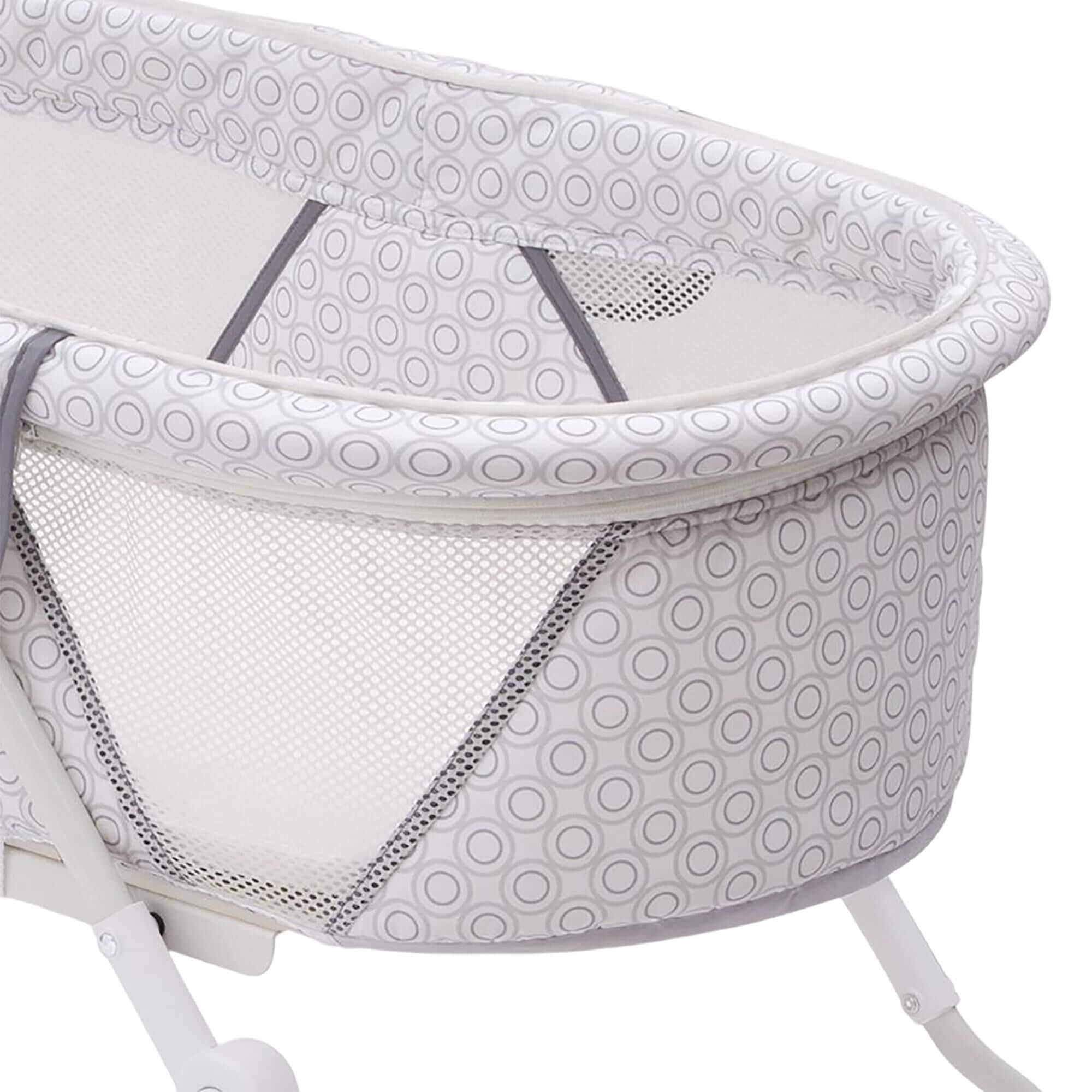 Compact travel sale bassinet