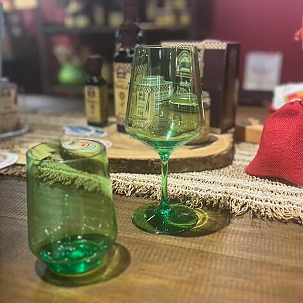 LeadingWare Lexington Tritan 18 Oz Wine Glass in Green, , large
