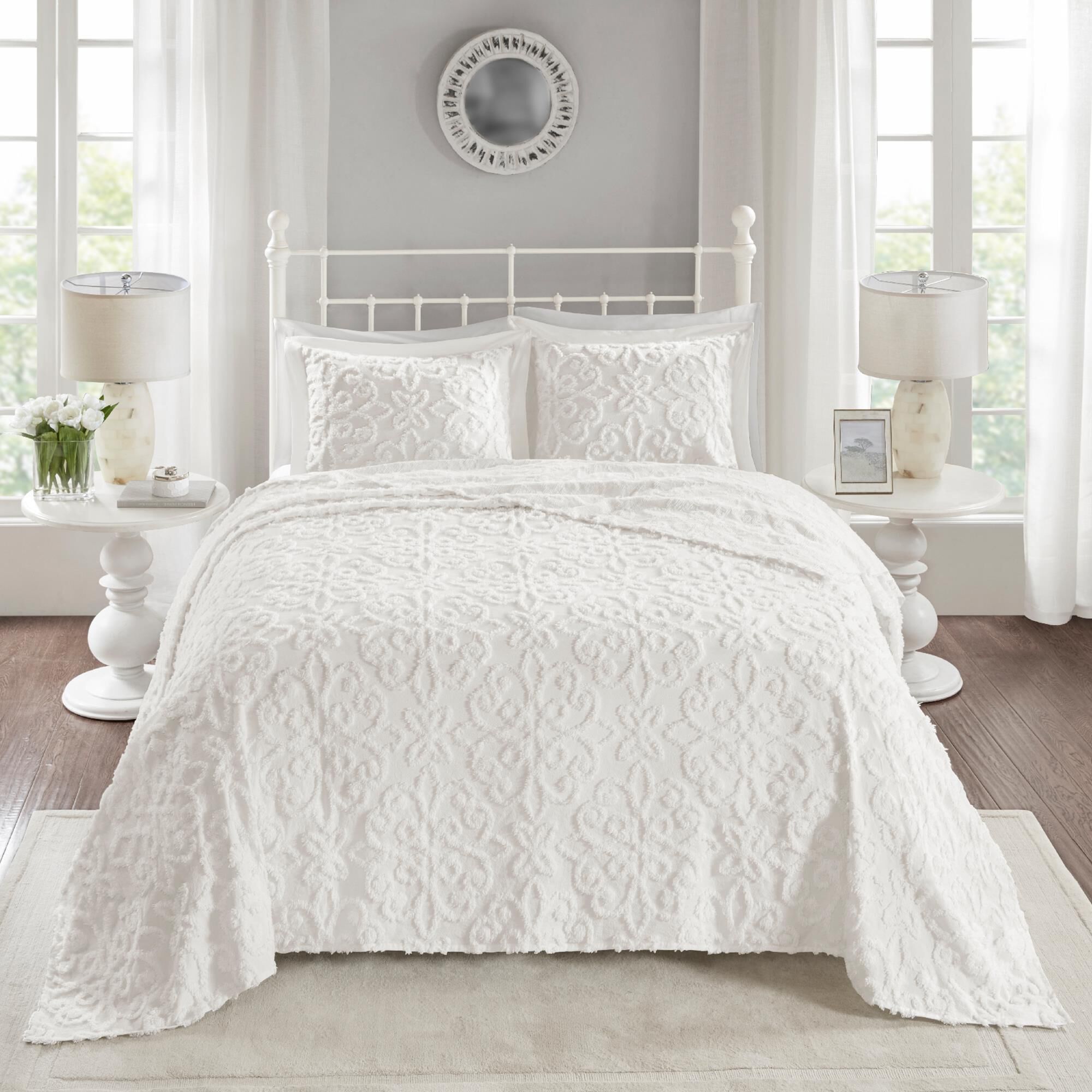 cal king white bedspread