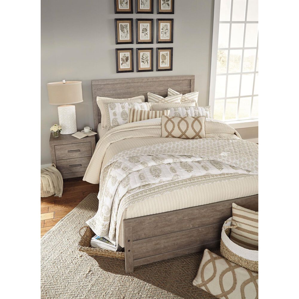 Ashley Culverbach 4 Piece King Bedroom Set in Driftwood Gray, , large