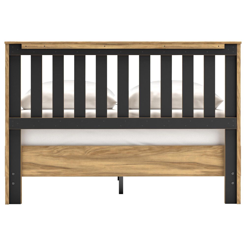 Ashley Bermacy Queen Platform Bed in Light Brown, , large