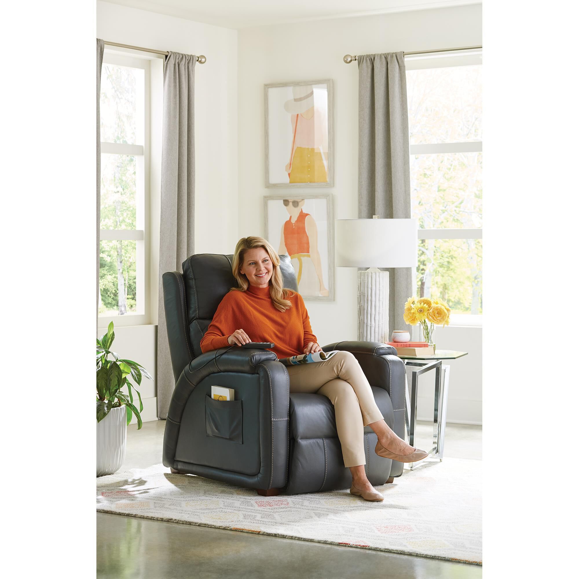 Catnapper Reliever Zero Gravity Power Recliner in Gunmetal NFM