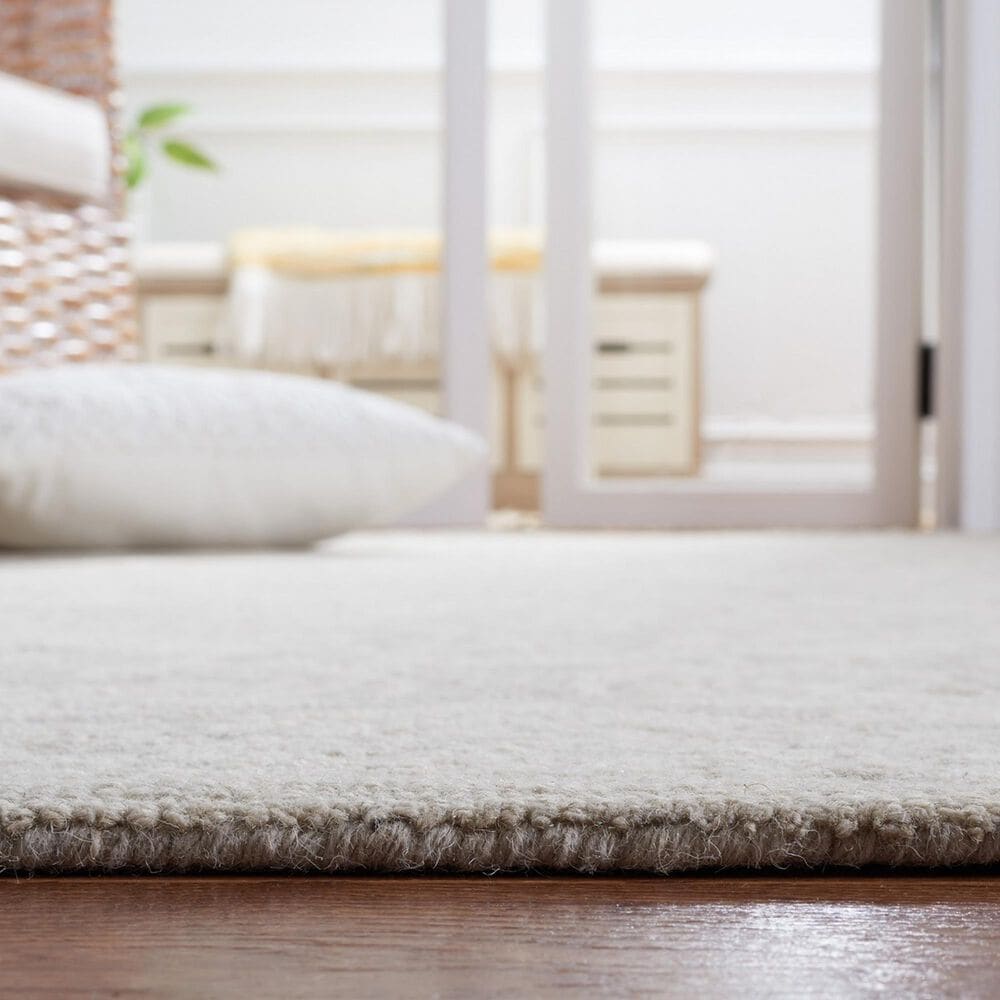 Safavieh Micro-Loop 2&#39;3&quot; x 7&#39; Silver Runner, , large