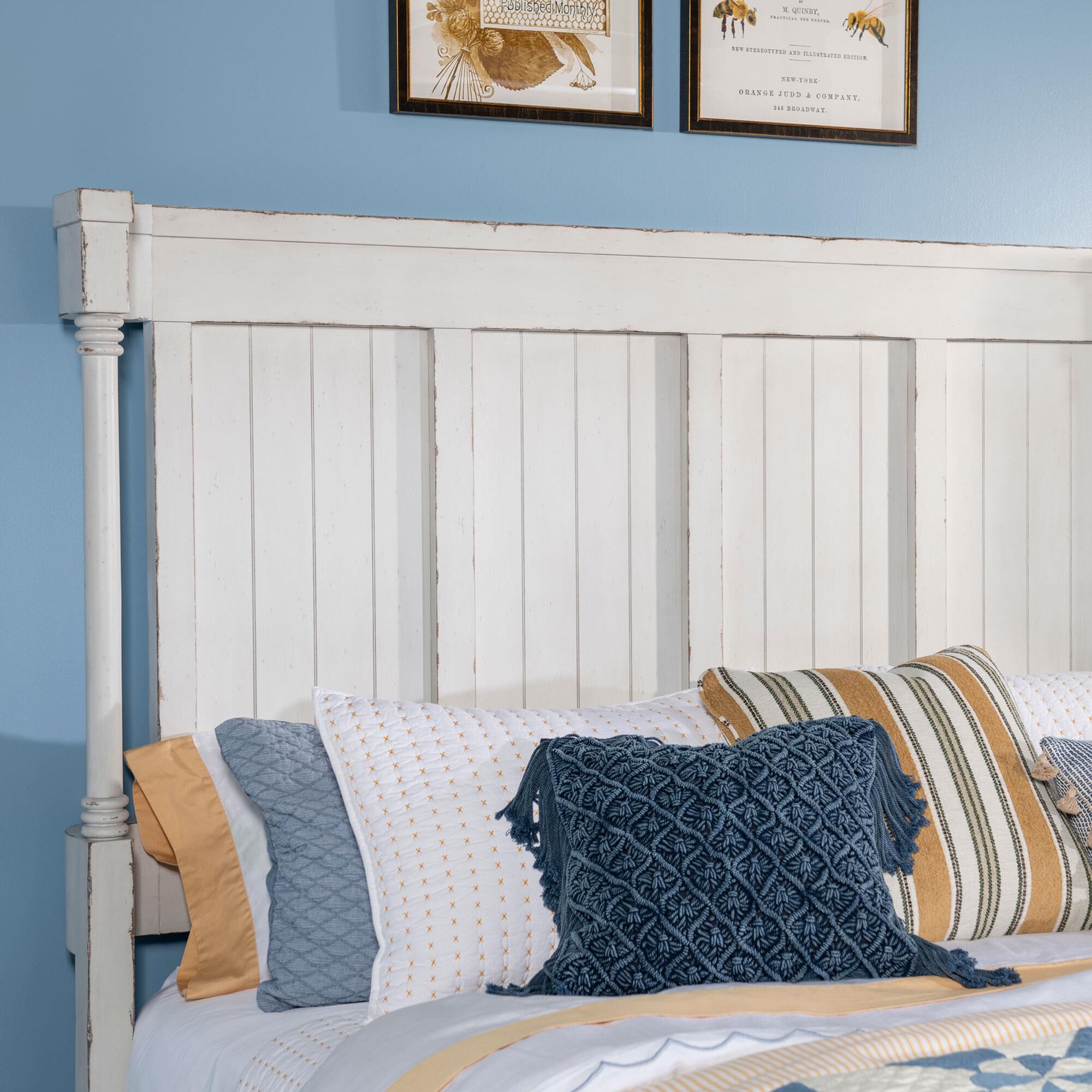 St Claire Home Vintage Market 4-Piece King Panel Bedroom Set in