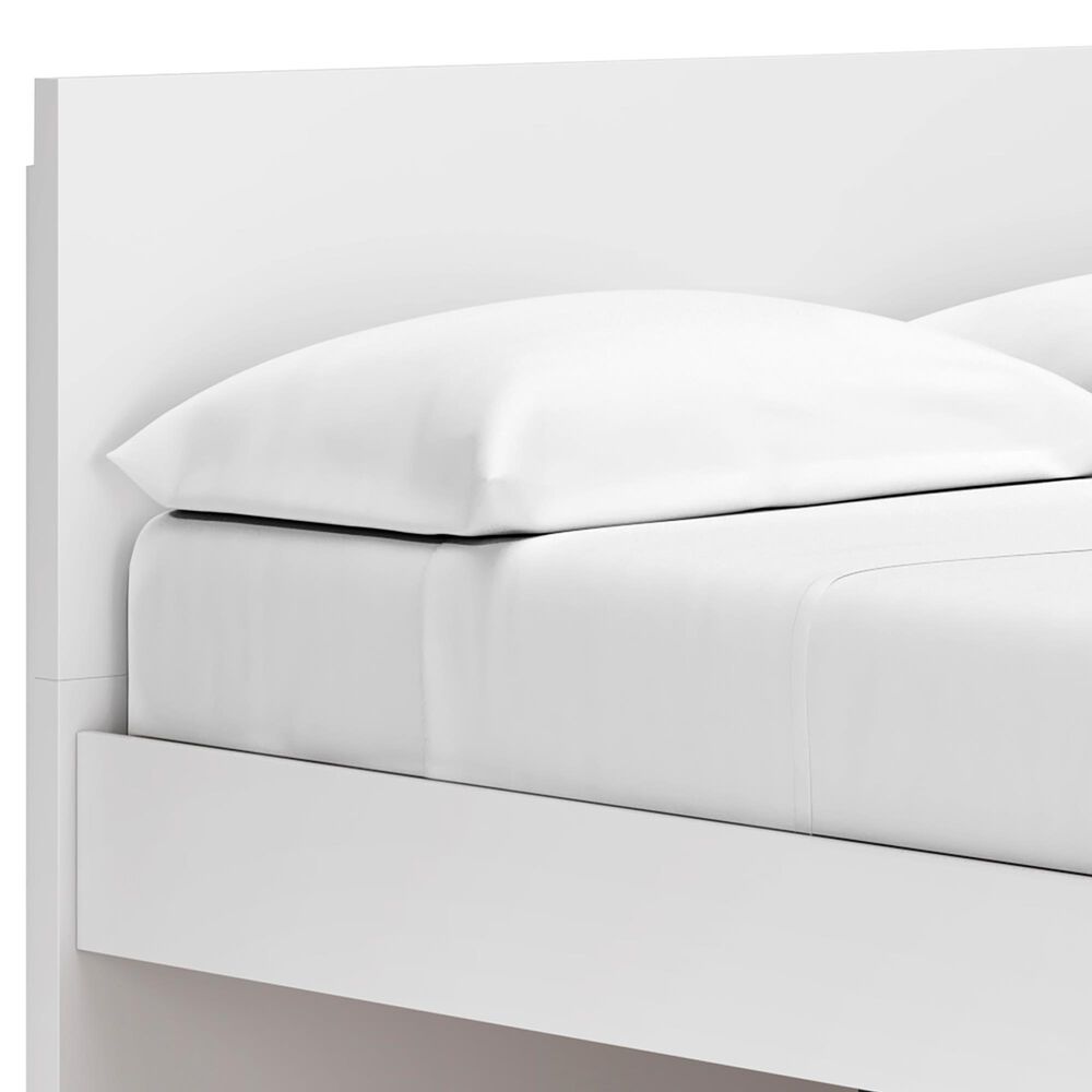 Ashley Onita Full Panel Platform Bed in White, , large