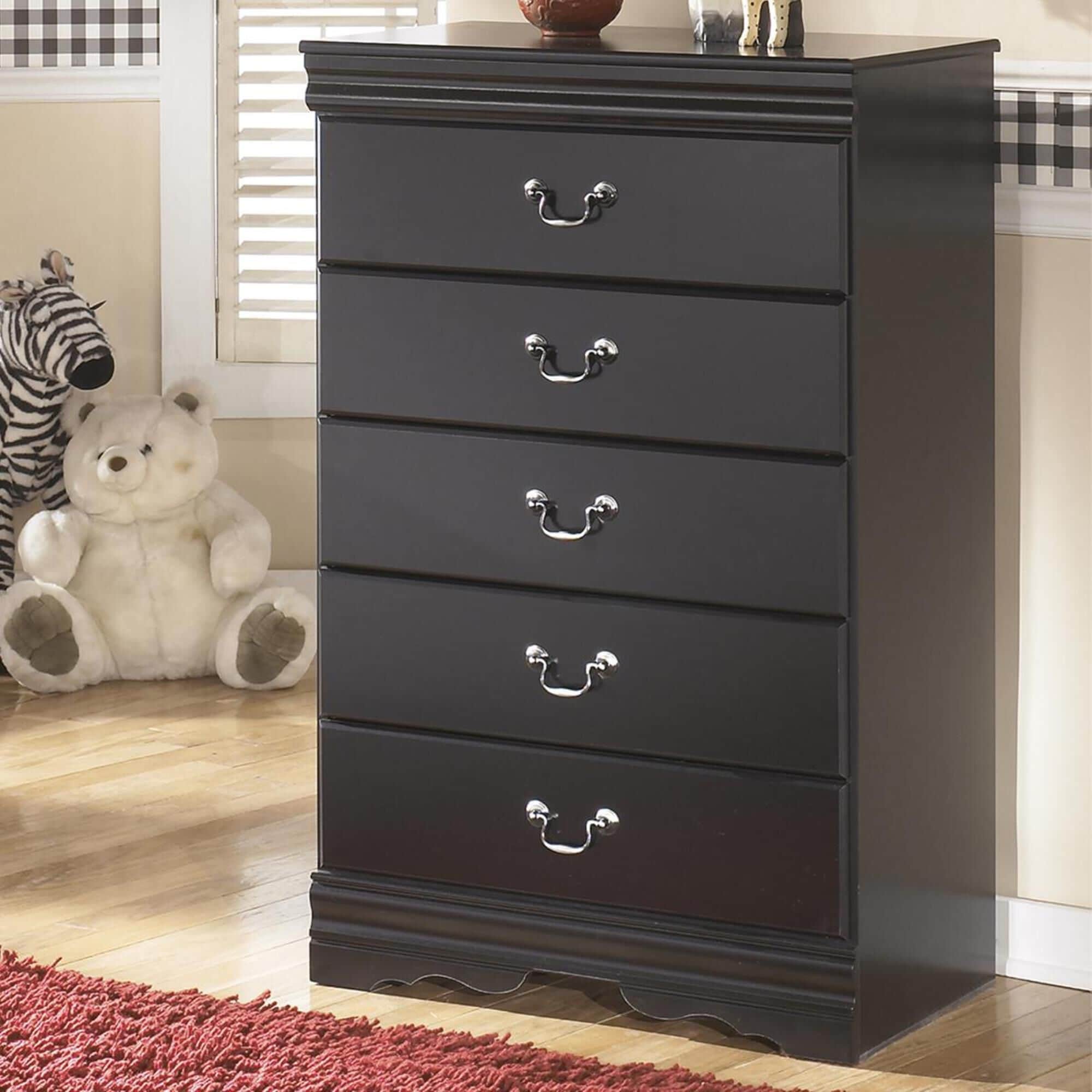 Signature Design by Ashley Huey Vineyard Chest in Black | Nebraska