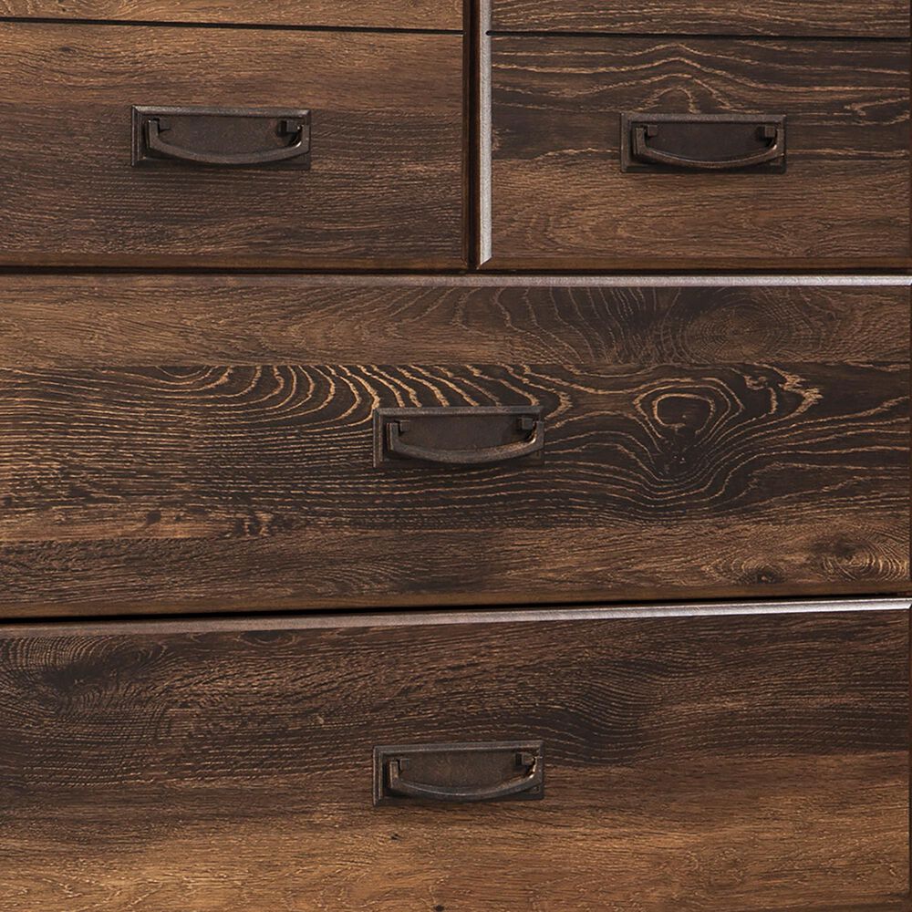 Signature Design by Ashley Quinden 5Drawer Chest in Dark Brown