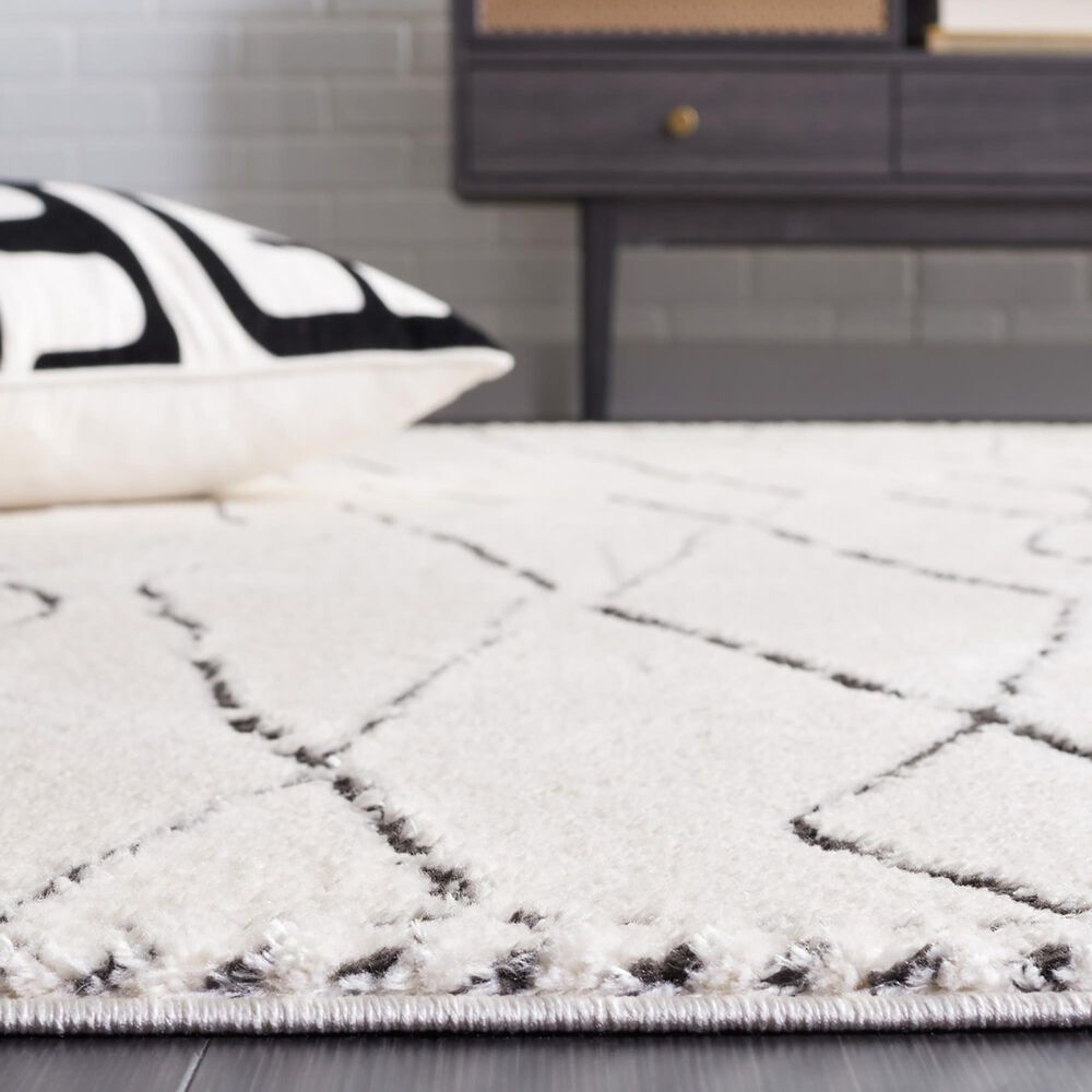 Safavieh Melody MEL112B 5&#39;3&quot; x 7&#39;6&quot; Ivory and Black Area Rug, , large