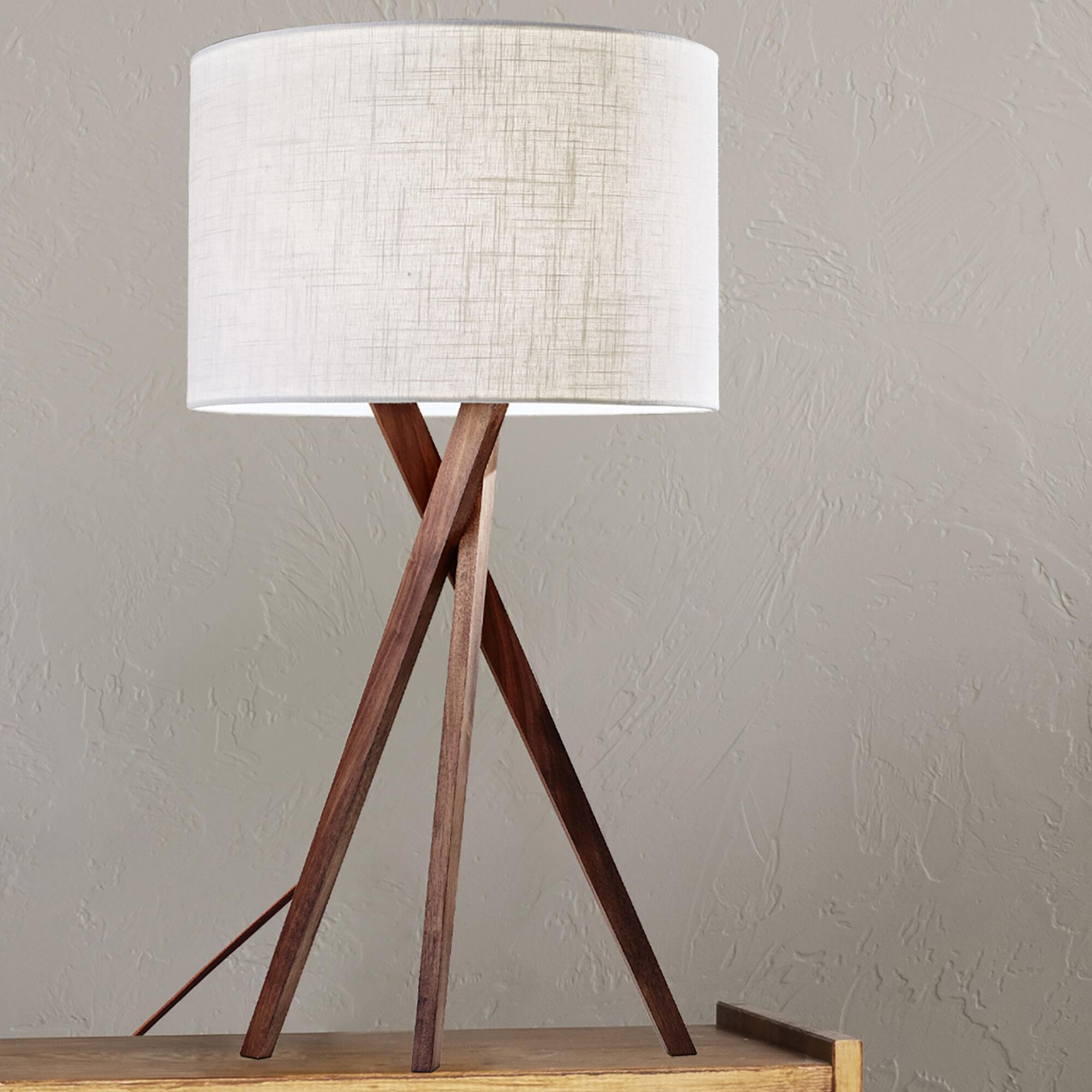 Adesso Brooklyn Table Lamp in Walnut