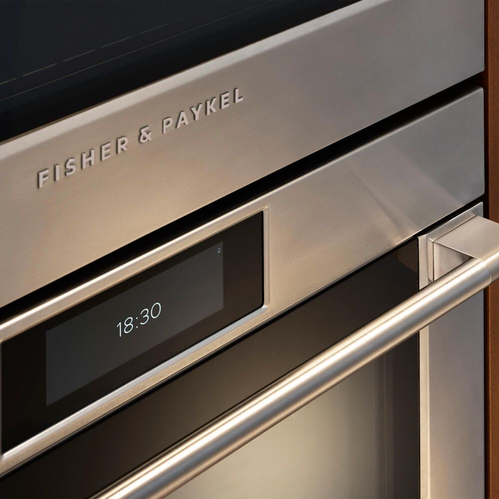 Fisher and Paykel Series 7 30" Professional Smart Single Wall Oven in Stainless Steel, , large
