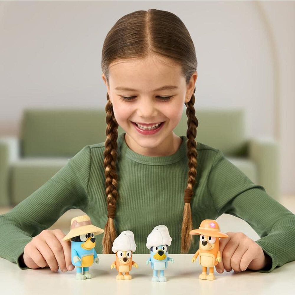 Bluey Bluey 4-Pack Family Trip Action Figure, , large