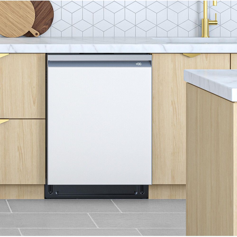 Samsung Bespoke Bespoke Smart 24&quot; Dishwasher with StormWash+ in White Glass, , large