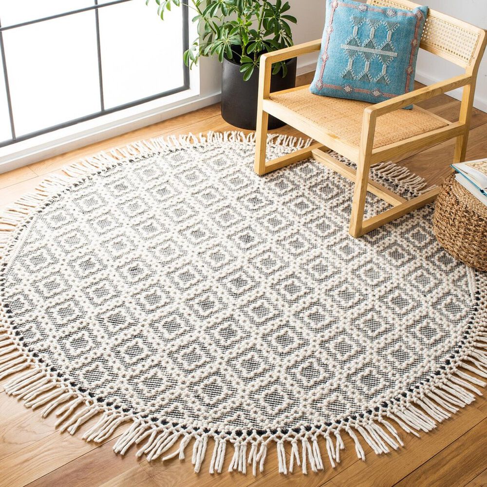 Safavieh Natura 6&#39; Round Ivory and Black Area Rug, , large