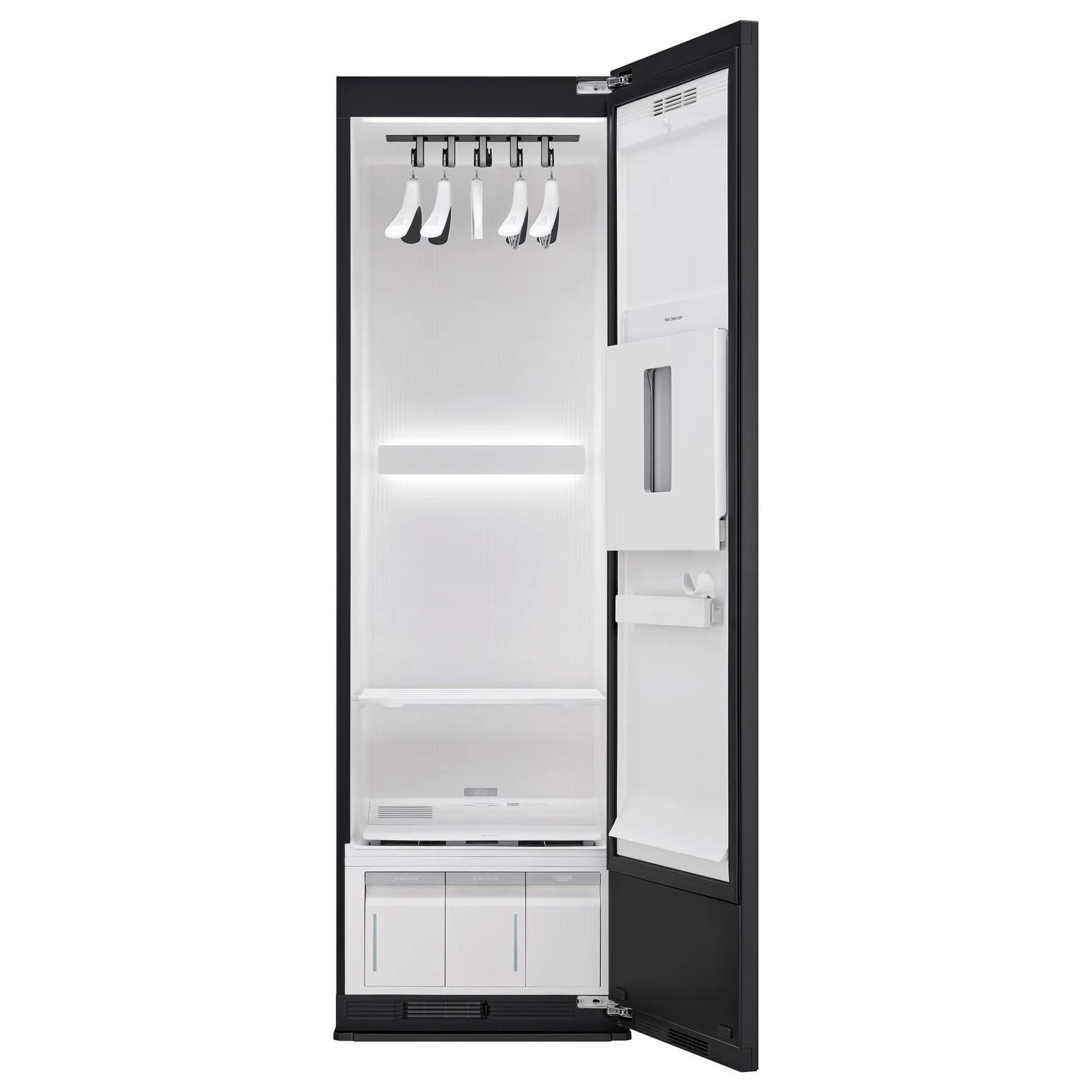 LG Styler Smart Steam Closet in Mirror