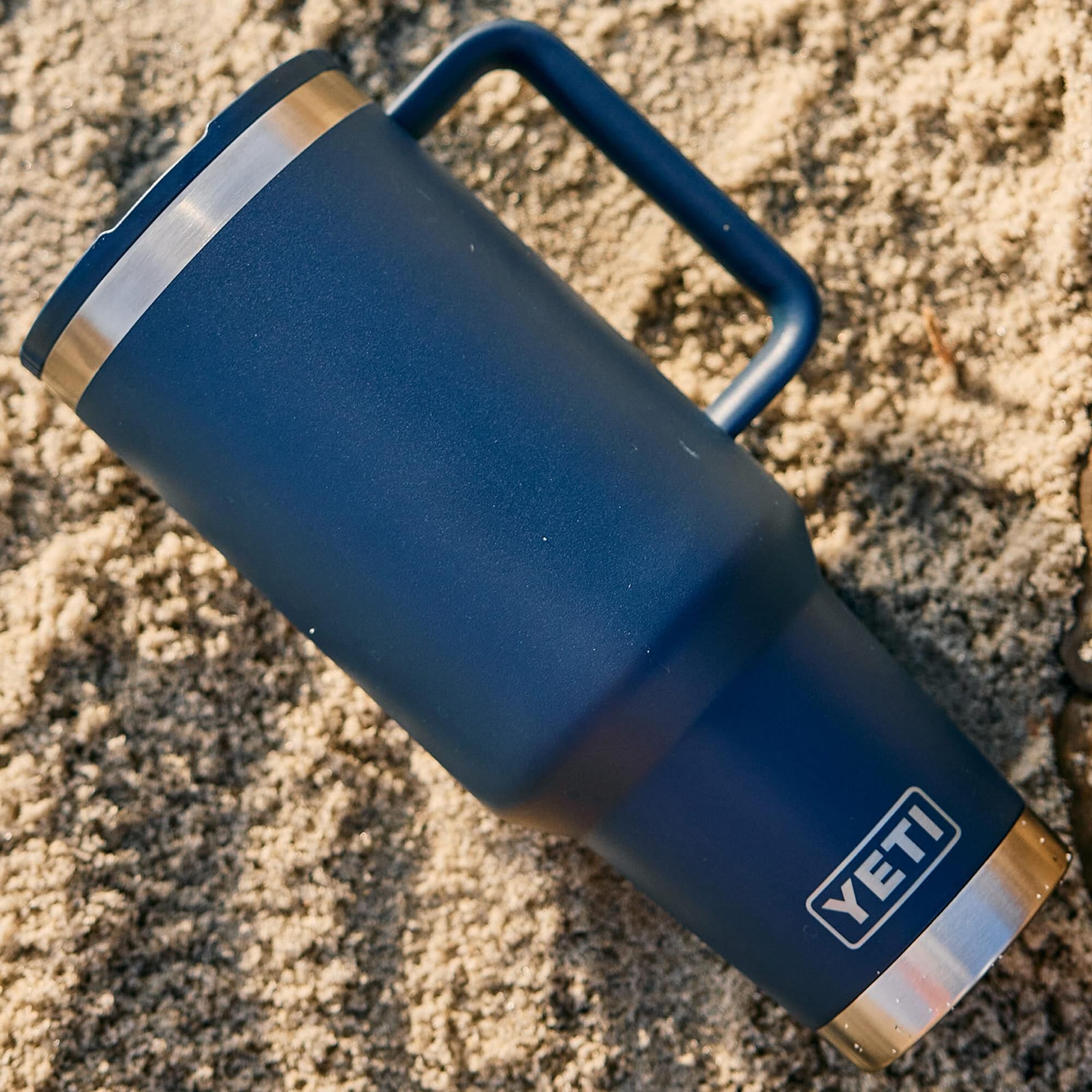 YETI Rambler 40 oz Travel Str Mug Navy