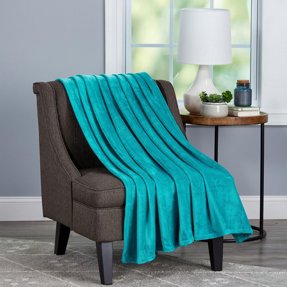 Timberlake Lavish Home Microfiber Velvet Throw in Lagoon Green, , large