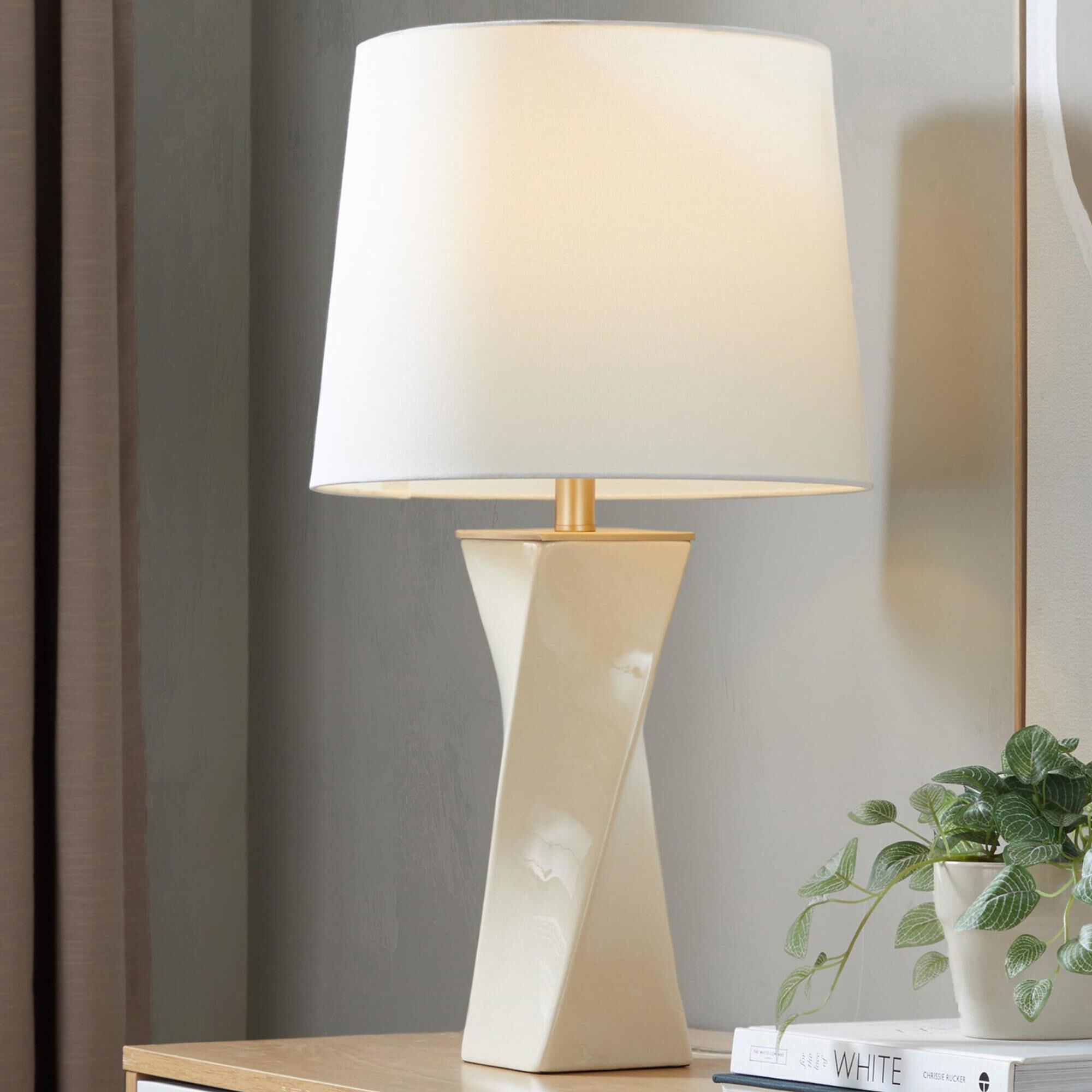 Grandview gallery ceramic lamps top