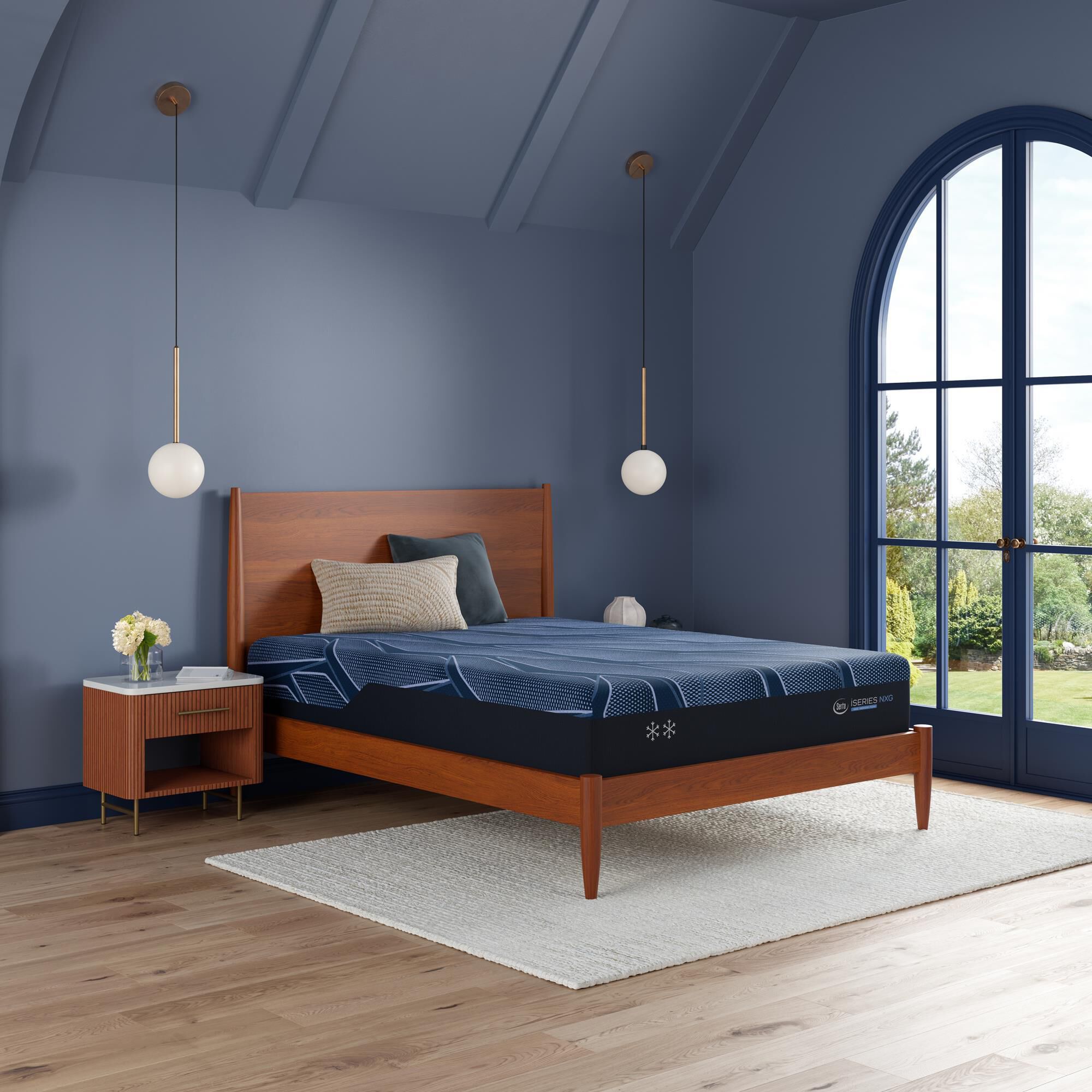 Serta iSeries NXG 1500 Hybrid Firm Queen Mattress