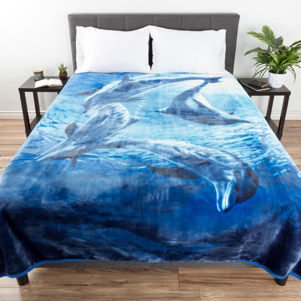 Timberlake Lavish Home Ocean Dolphins Pattern Fleece, , large