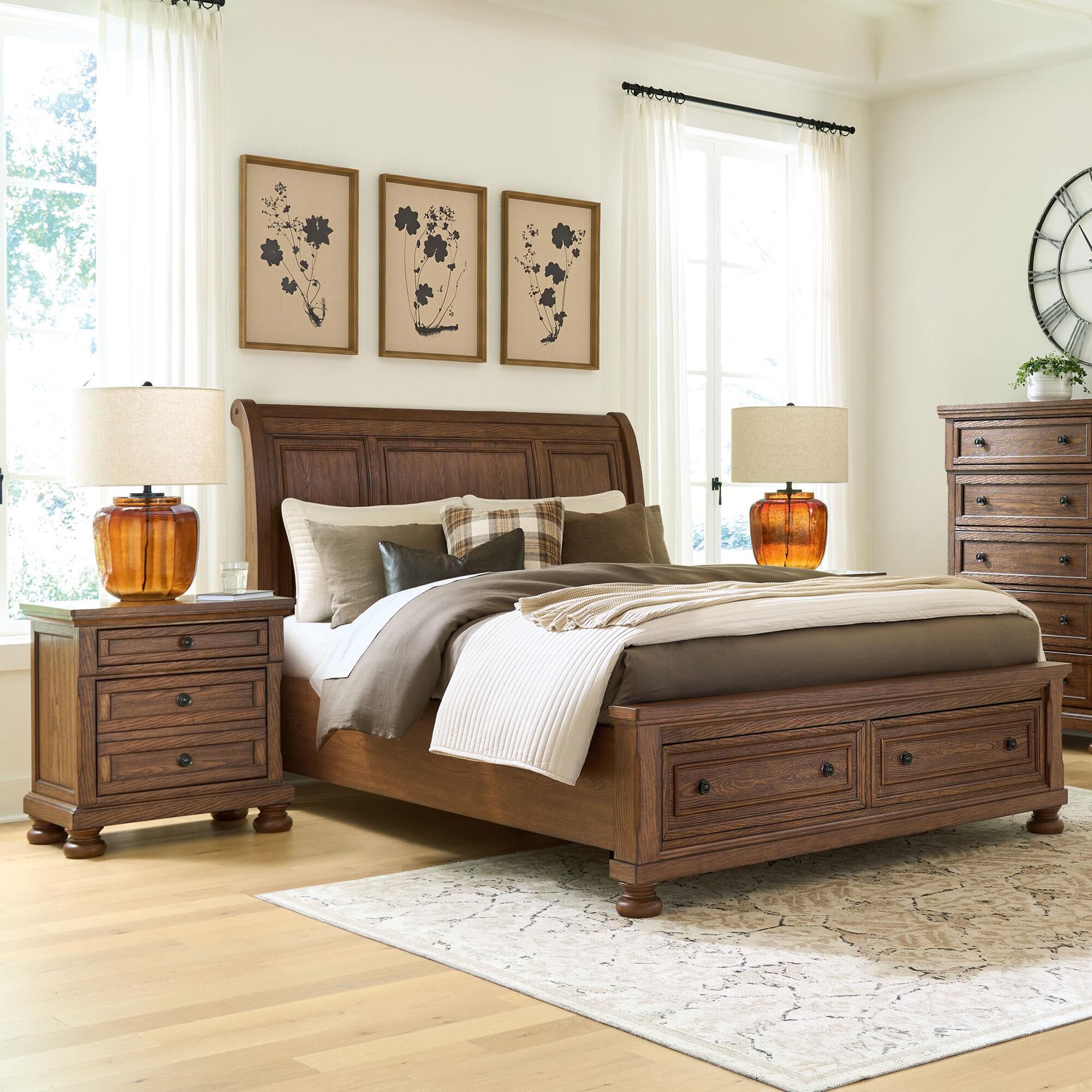 Alys – In The Bedroom With... Ashley Zackaryn 3 Piece Queen Bedroom Set in Warm Brown with