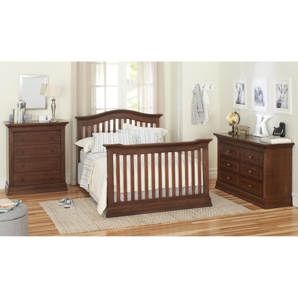 Baby Cache Montana 4In1 Lifetime Convertible Crib in Brown Sugar NFM