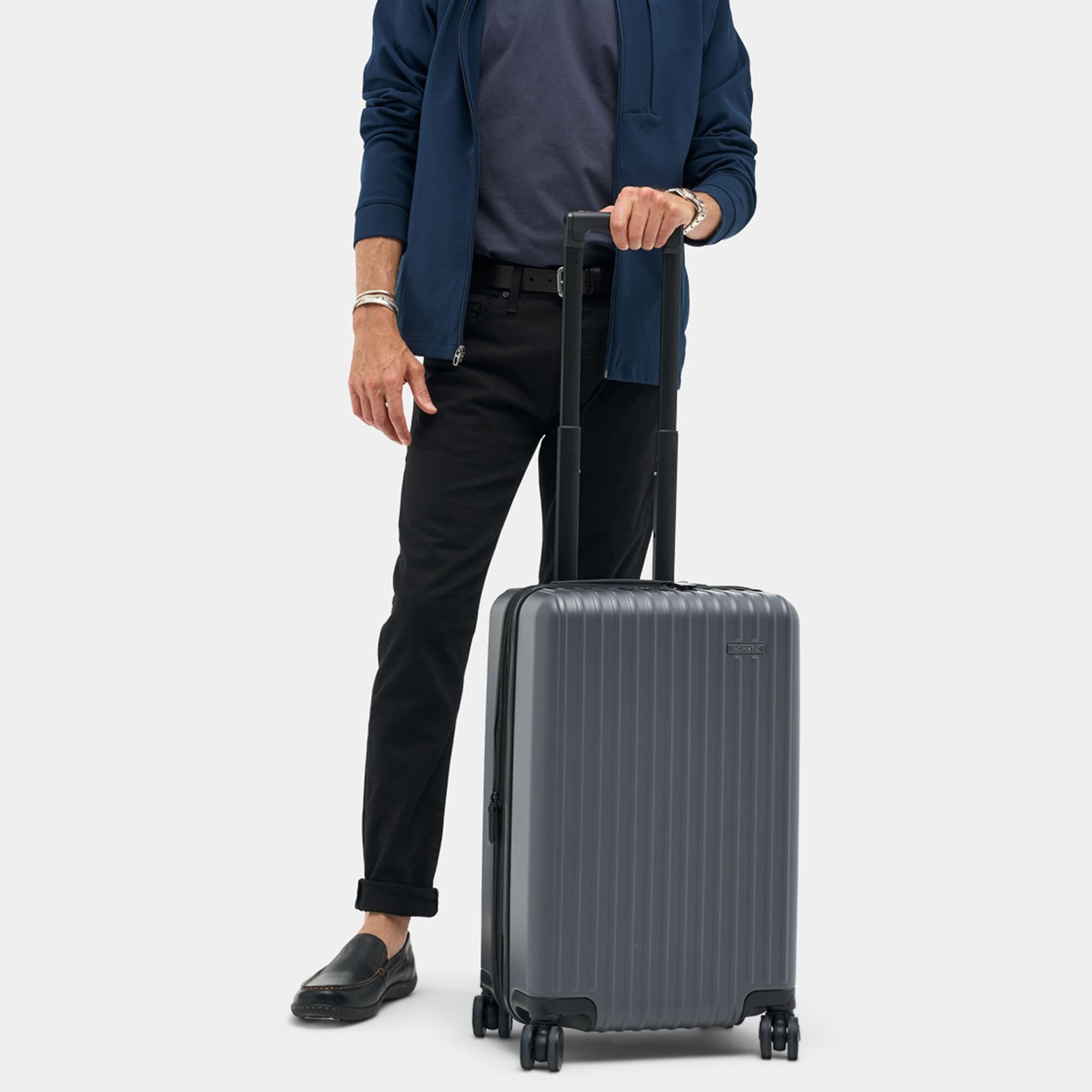 Nomatic Method Luggage Carry-On Case in Gray