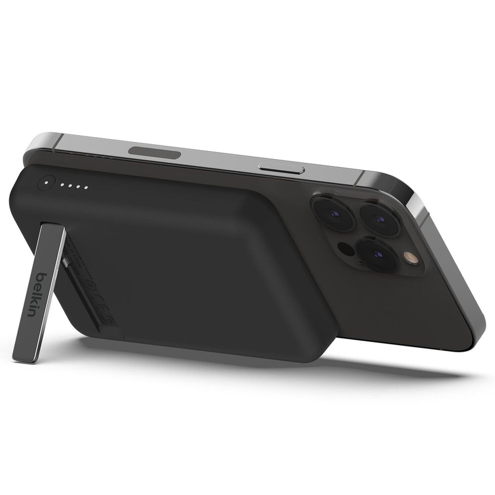 Belkin BoostCharge Magnetic Wireless Power Bank with Stand in Black, , large