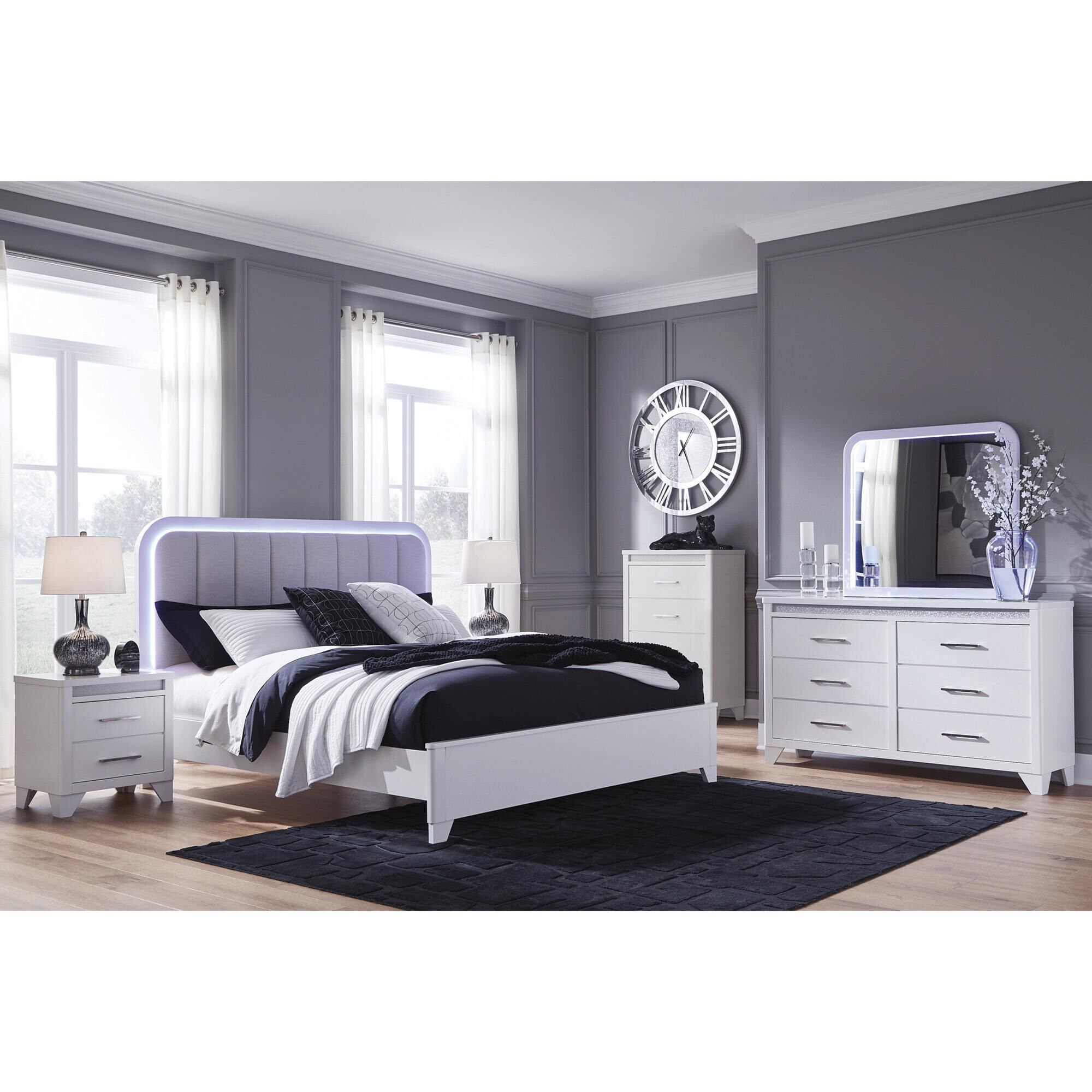 Ashley Jarlee 3-Piece Queen Upholstered Bedroom Set in White