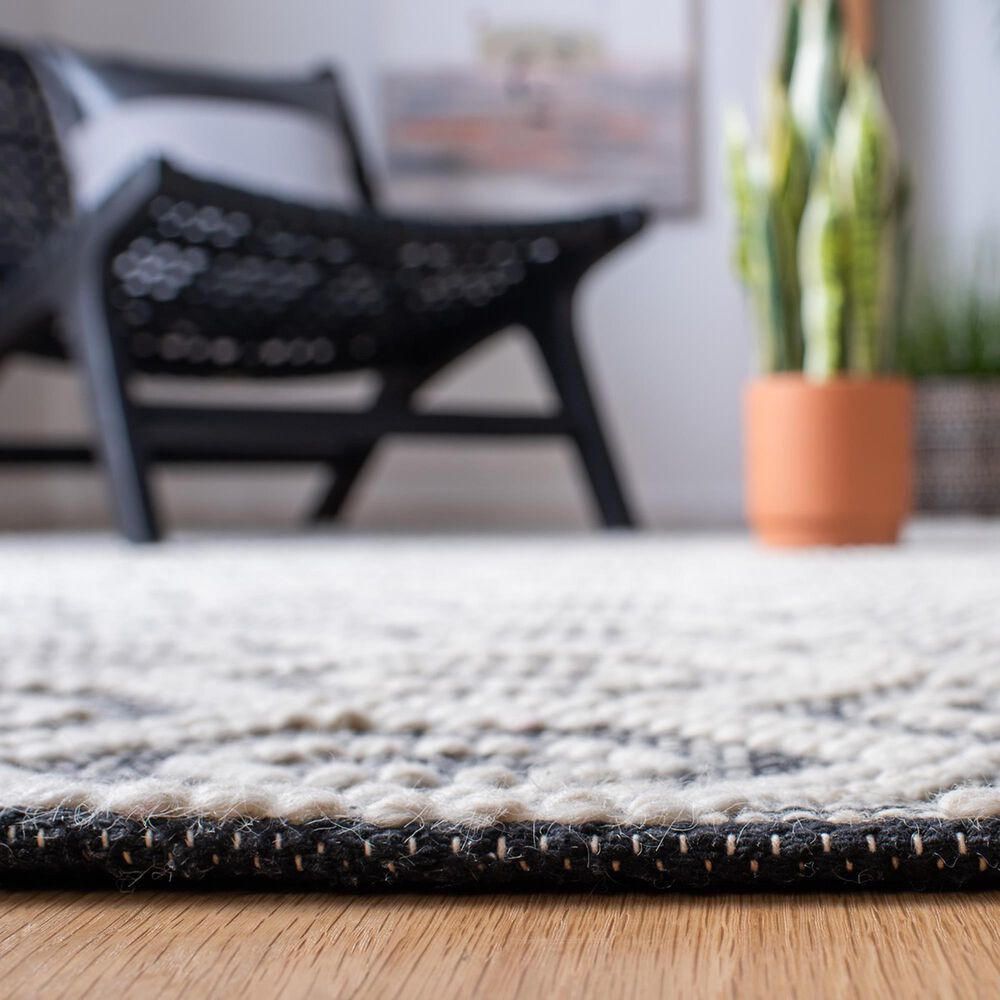 Safavieh Natura NAT476A 2&#39;3&quot; x 8&#39; Ivory and Black Runner, , large