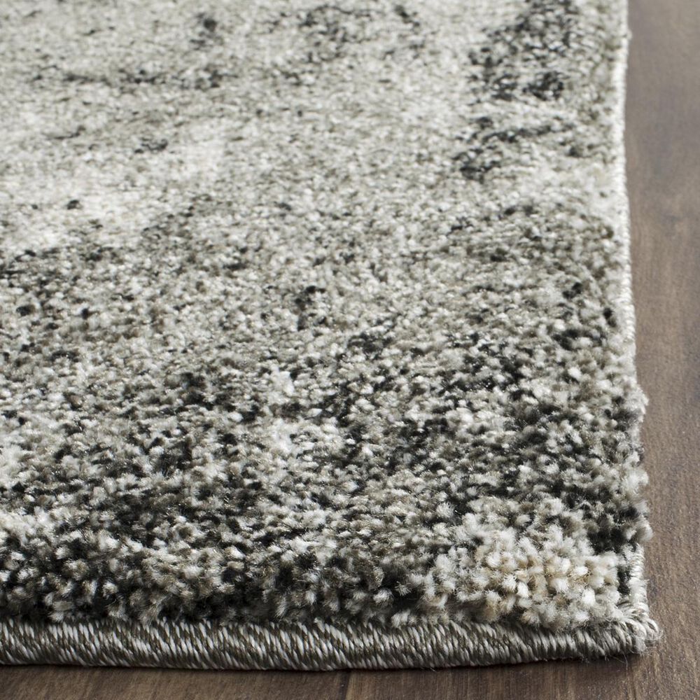 Safavieh Retro RET2139-7980 2&#39;6&quot; x 4&#39; Light Grey and Grey Runner, , large