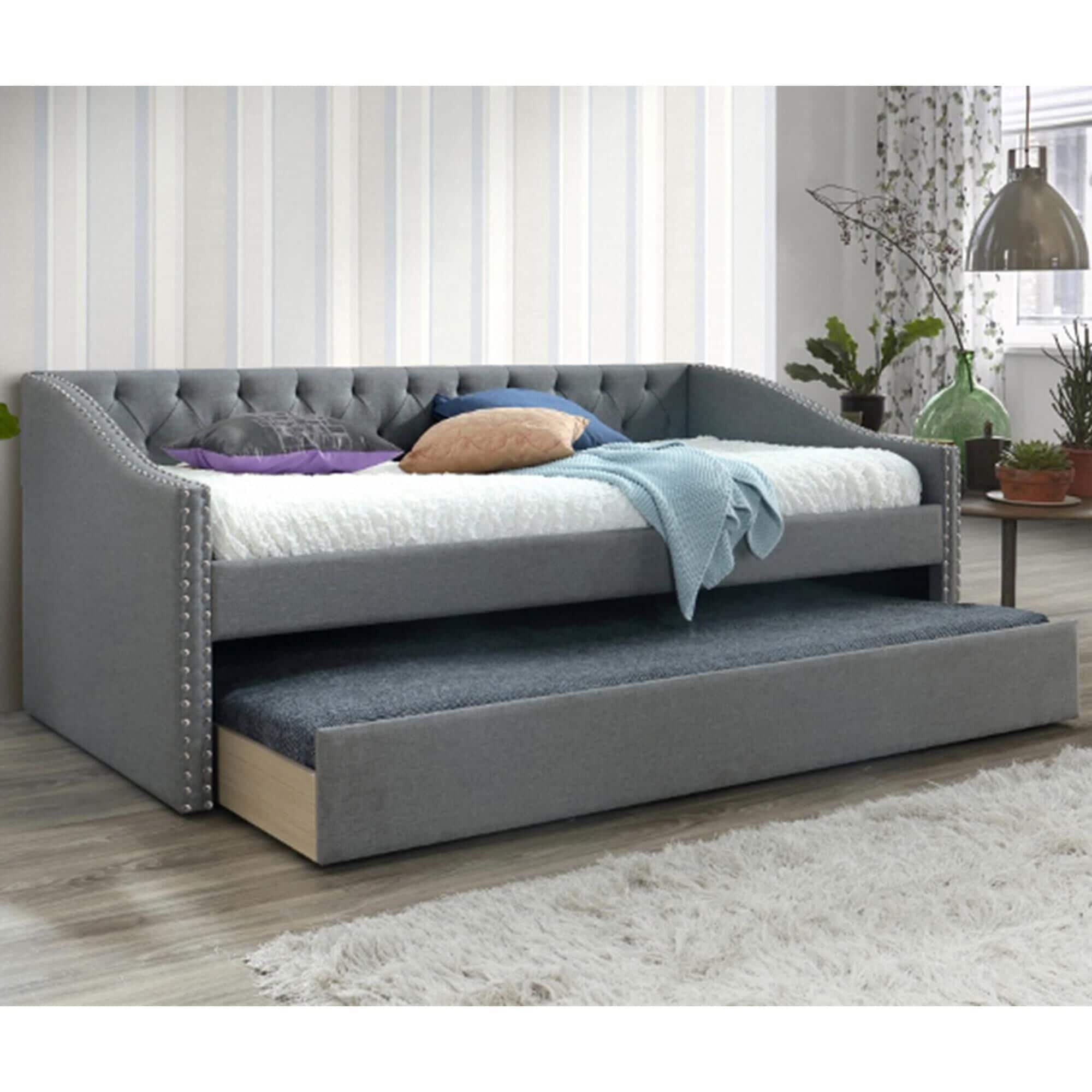 Daybed with shop trundle near me