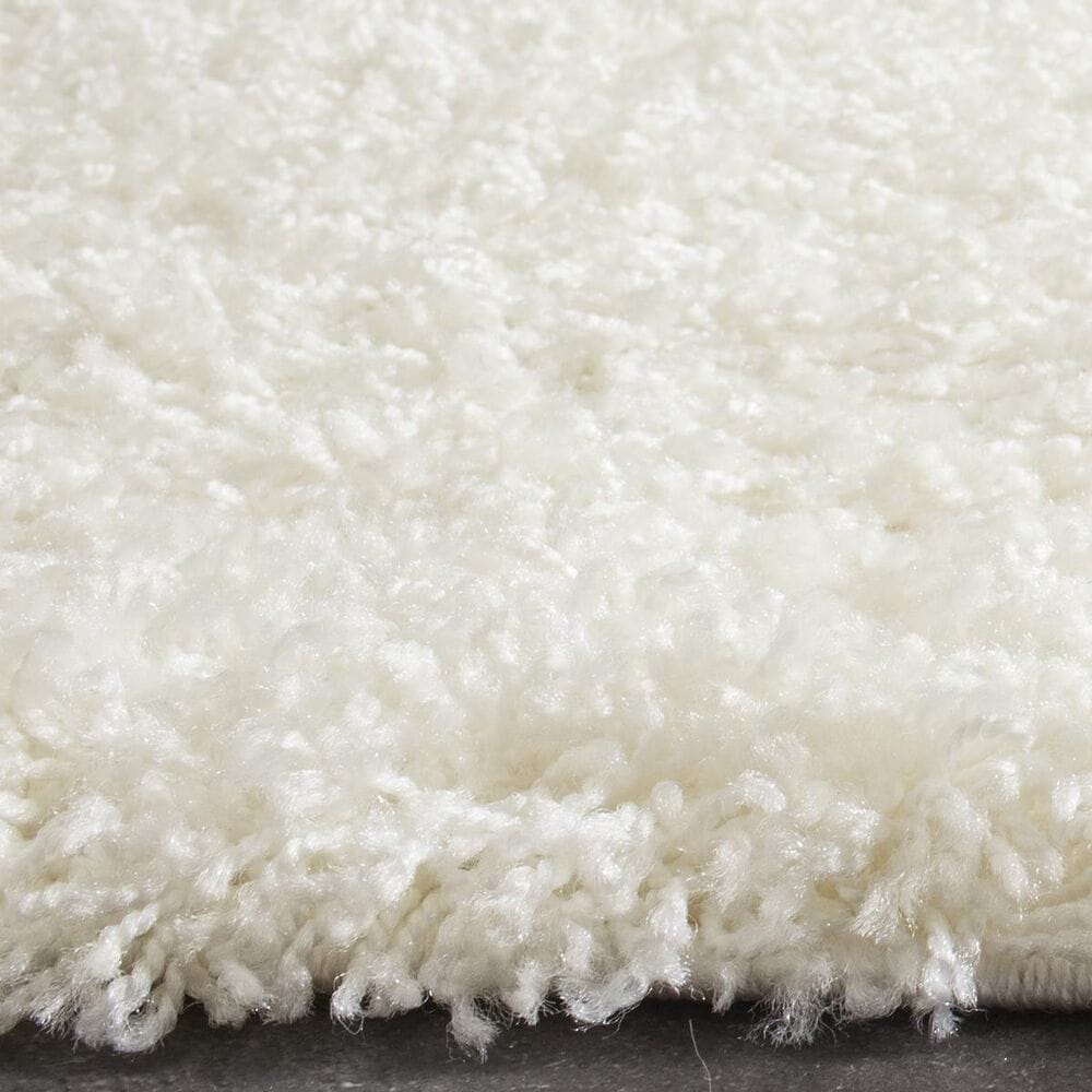 Safavieh Athens Shag SGA119B-5 5&#39;1&quot; x 7&#39;6&quot; White Area Rug, , large