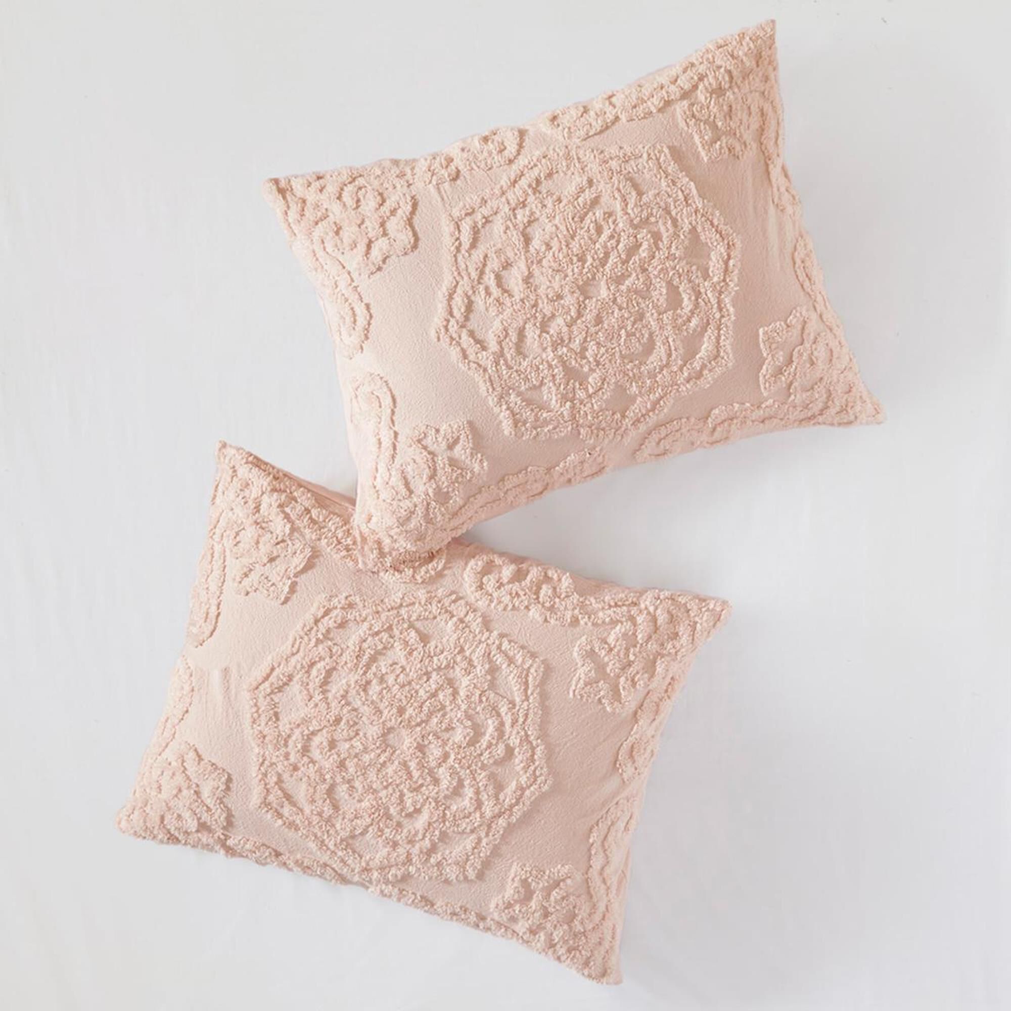 Hampton Park Laetitia 3-Piece King Comforter Set in Blush