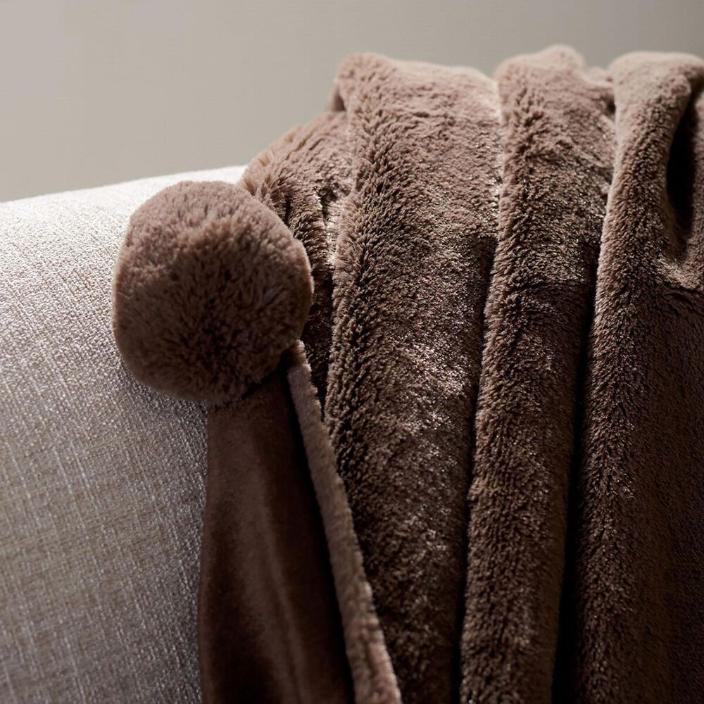 Safavieh Dalson 50&quot; x 60&quot; Throw in Chocolate, , large