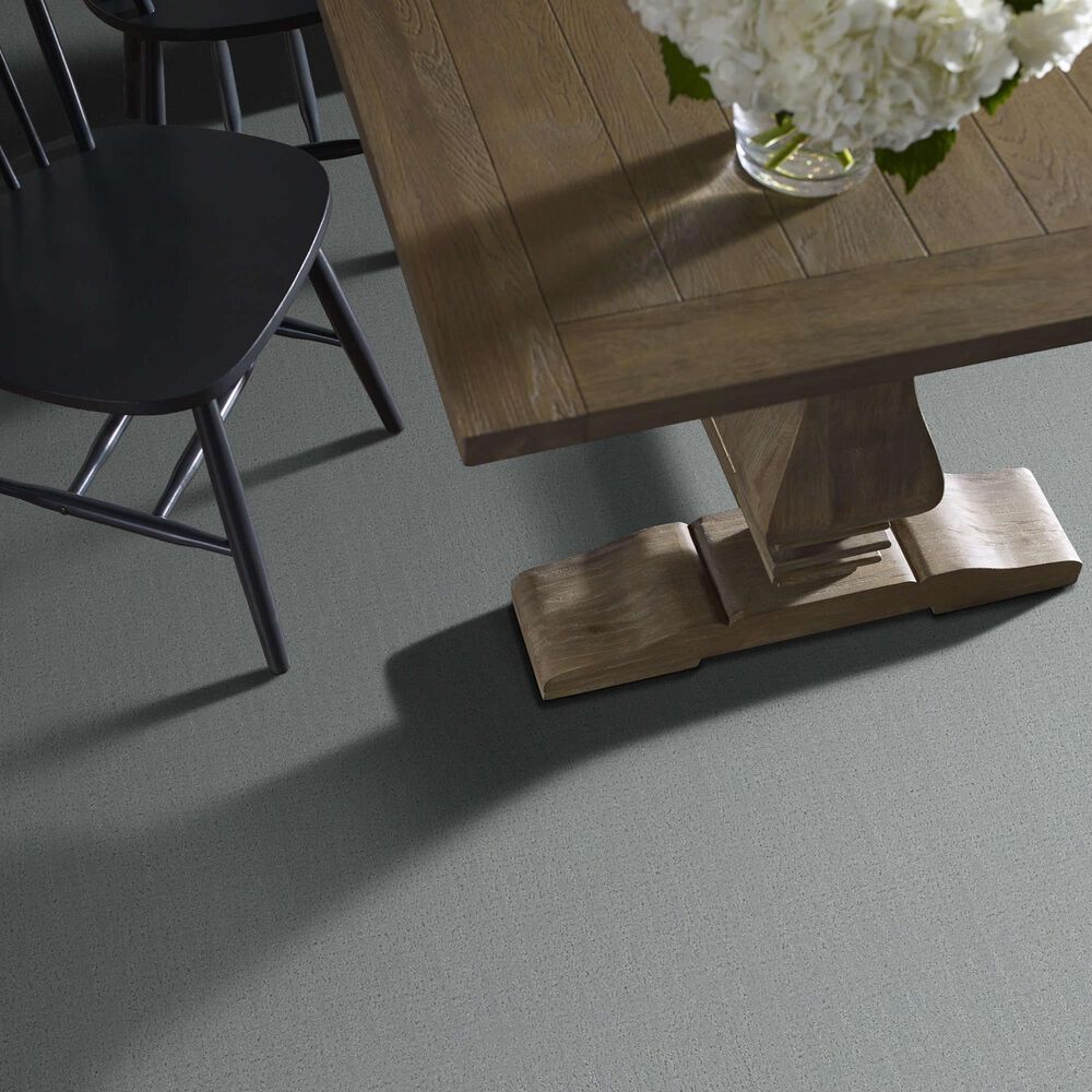 Philadelphia Endless Memories Carpet in Polished Silver, , large