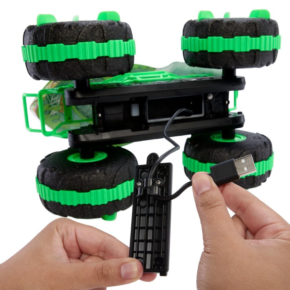 Hot Wheels Monster Trucks Mutant Chaos - All-Terrain Great Bite Remote-Control Toy, , large