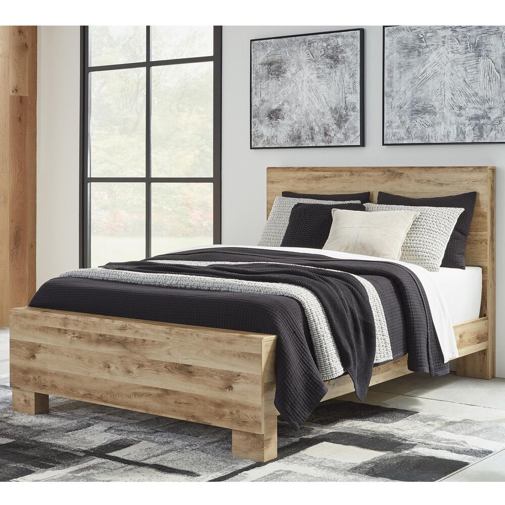 Ashley Hyanna King Panel Bed in Golden, , large