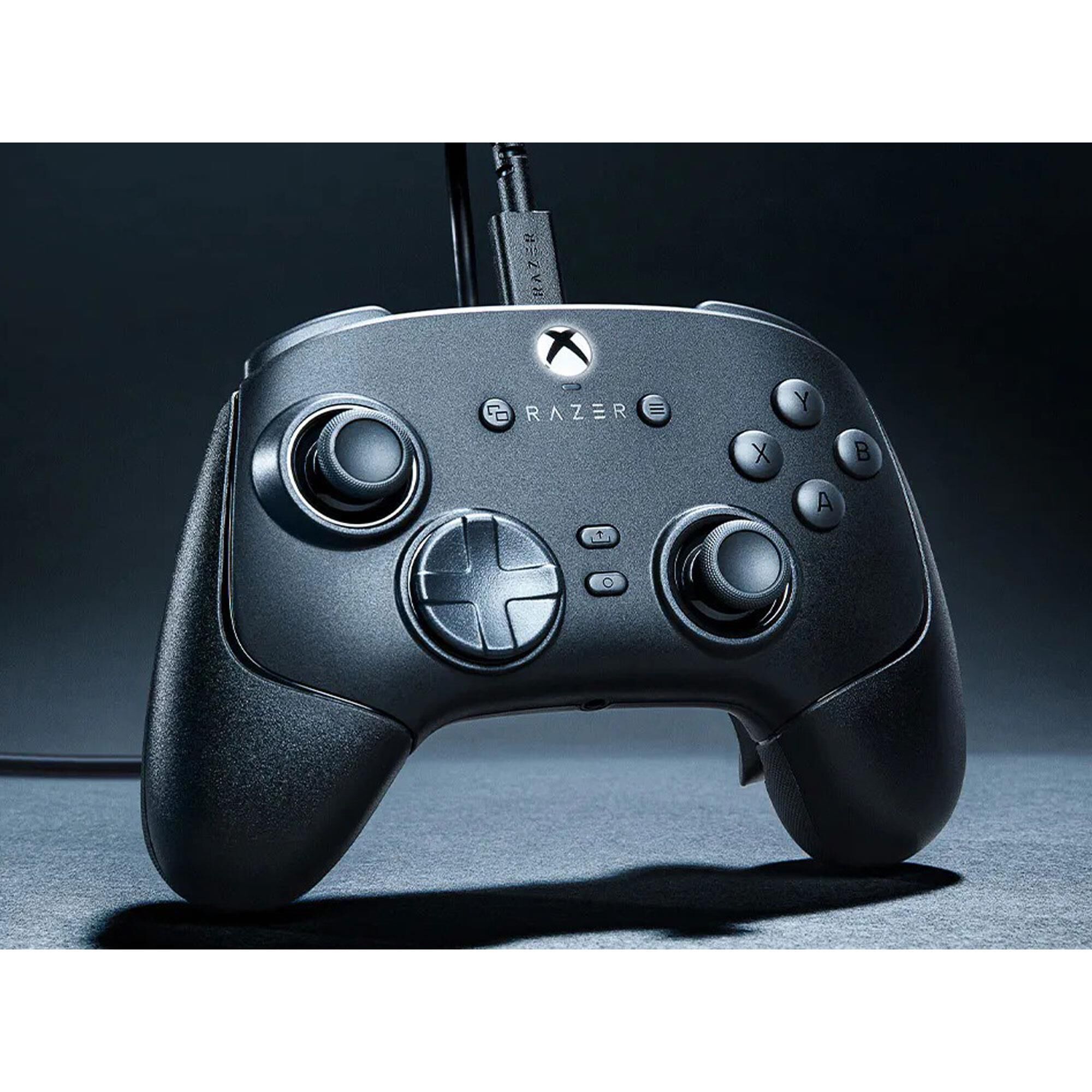 Razer Wolverine V3 Tournament Edition in Black