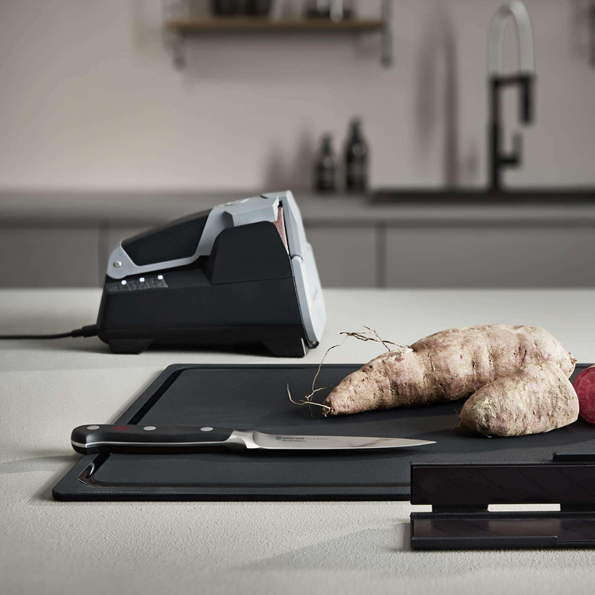Easy online knife sharpener