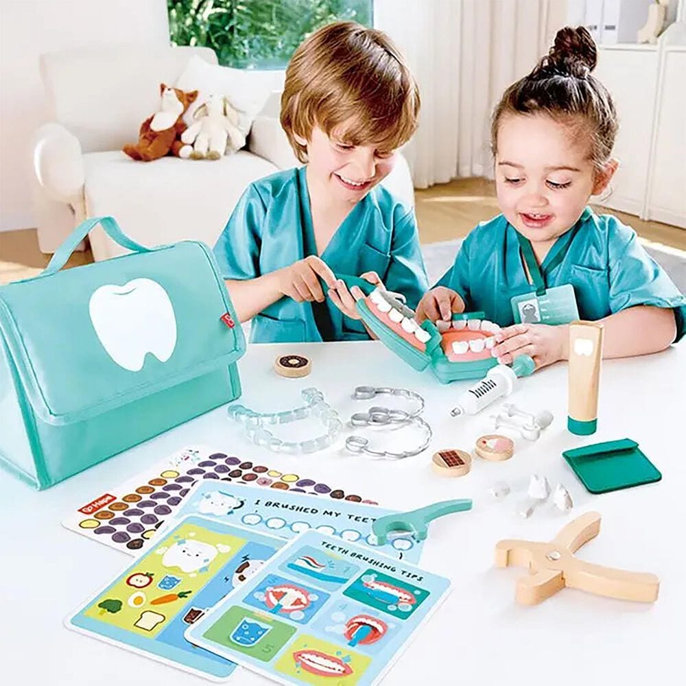 Hape Toys Super Smile Dental Clinic Playset in Multicolor, , large