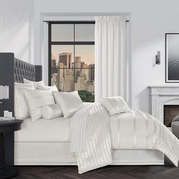 J. Queen New York Calvari 4-Piece Queen Comforter Set in Platinum, , large