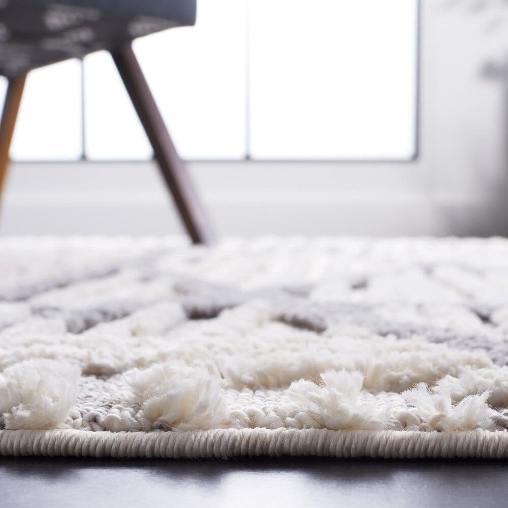 Safavieh Marrakesh MRK540F 6&#39;7&quot; Square Beige and Grey Area Rug, , large