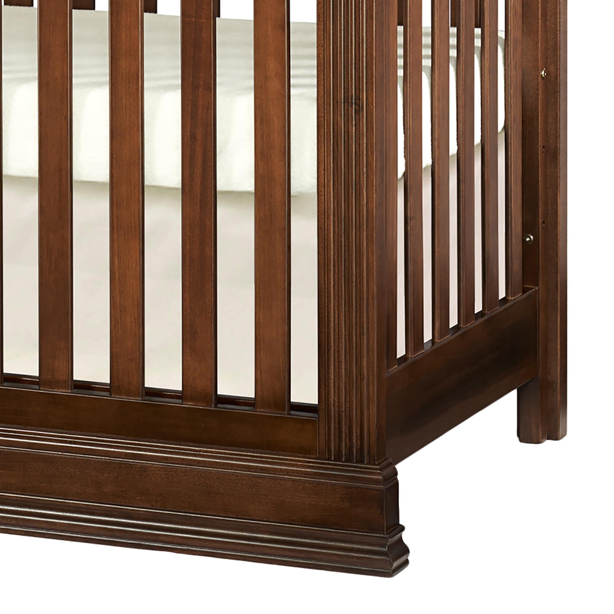 Baby Cache Montana 4 In 1 Lifetime Convertible Crib in Brown Sugar NFM