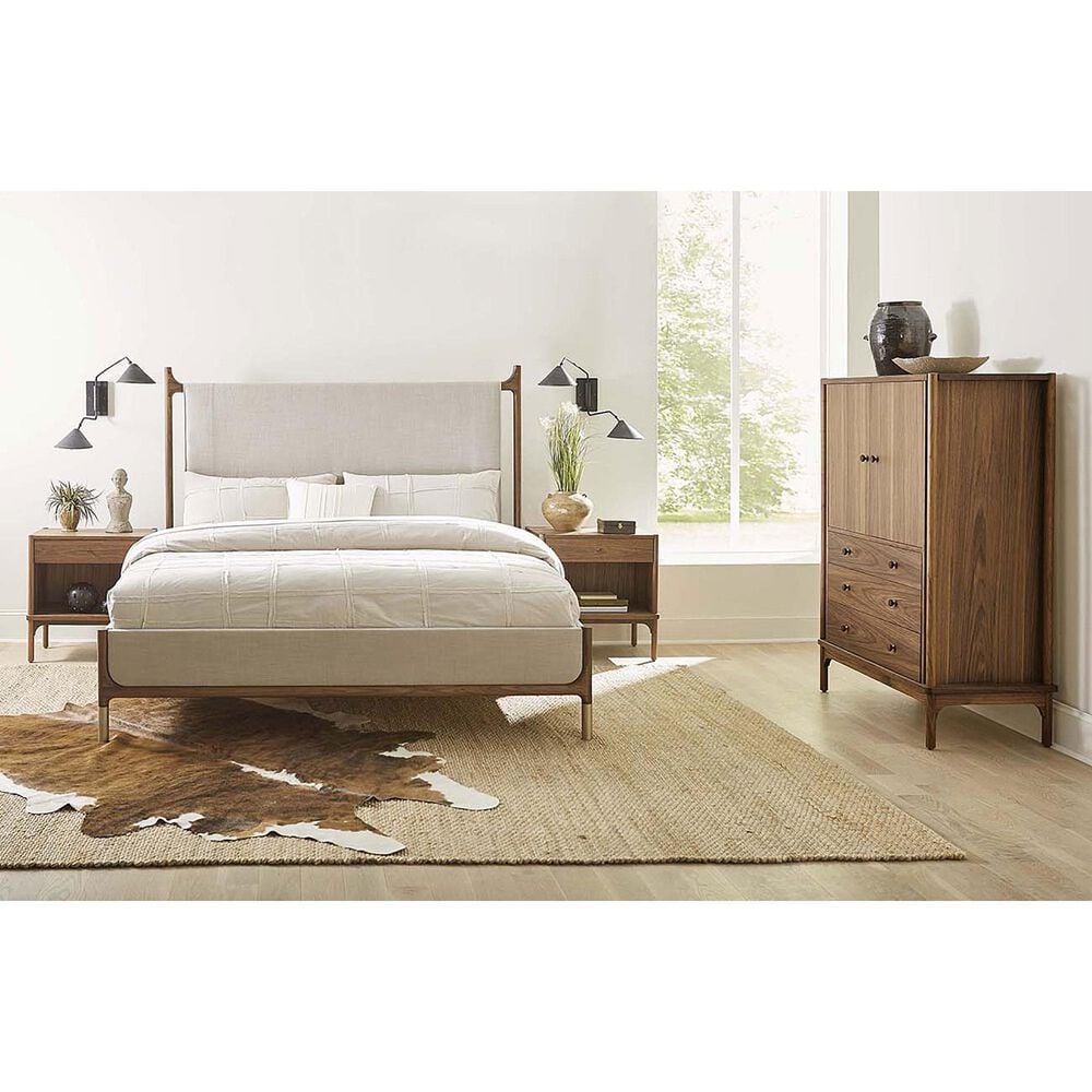 Stickley Furniture Walnut Grove 3-Drawer Gentleman&#39;s Chest in Walnut, , large