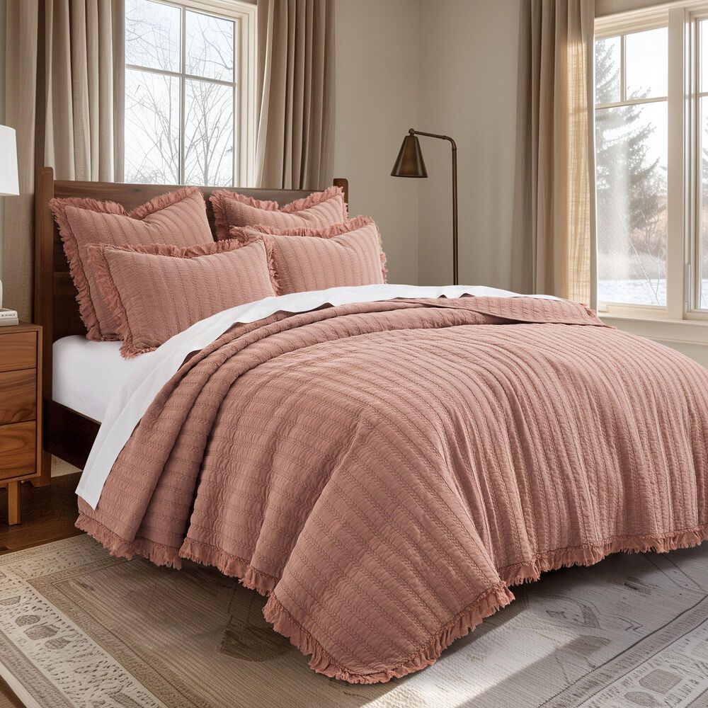 Levtex Wilhelmina 3-Piece Full/Queen Quilt Set in Dusty Rose, , large