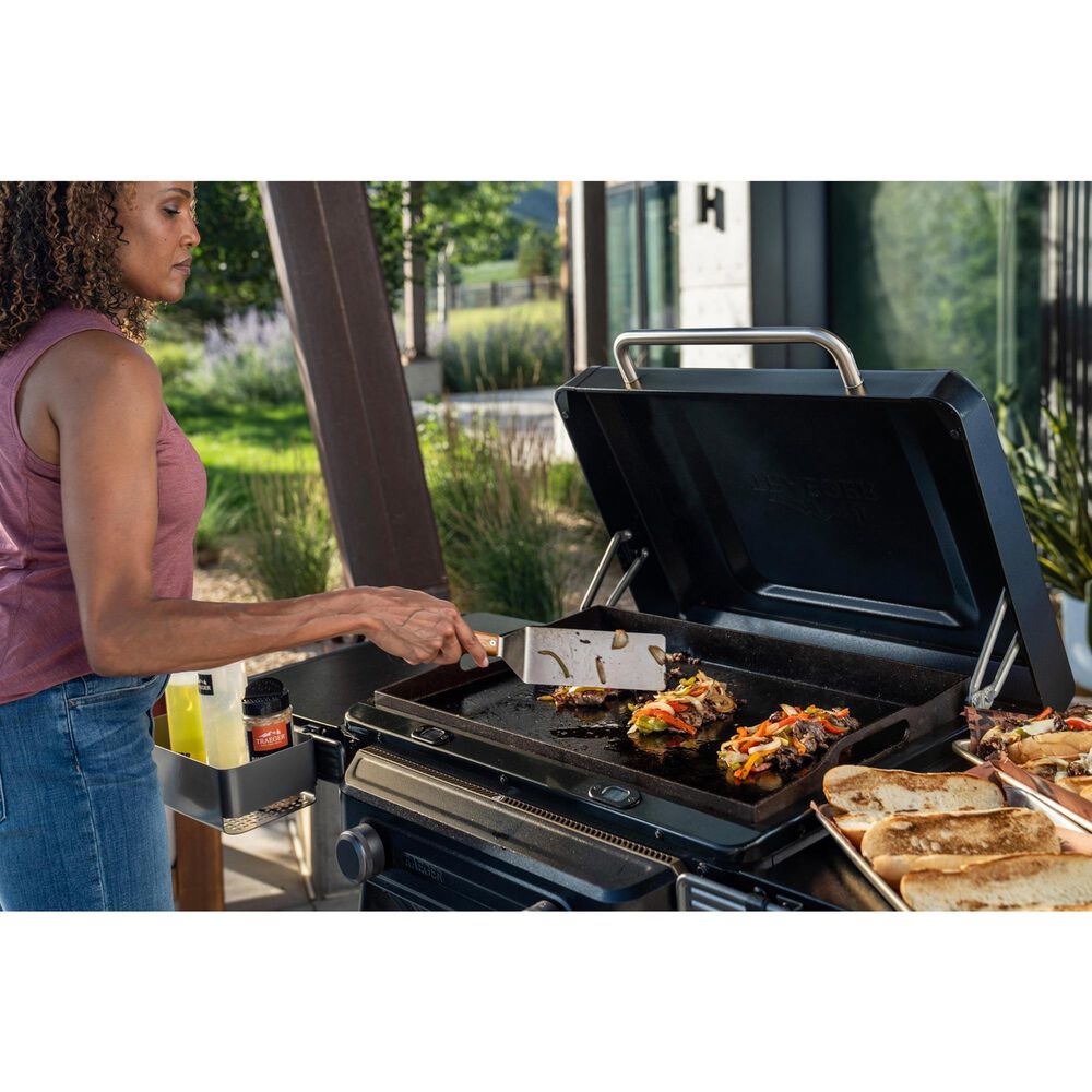 Traeger Grills Flatrock 2-Zone Liquid Propane Griddle in Black, , large