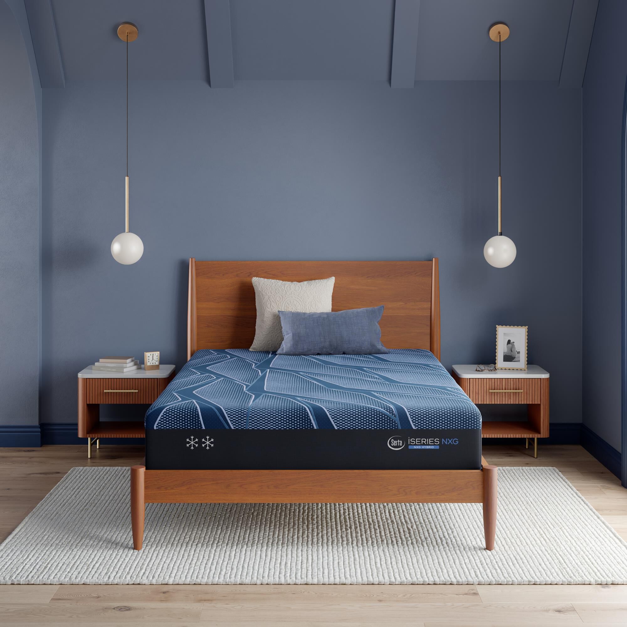 Serta iSeries NXG 2500 Hybrid Medium King Mattress