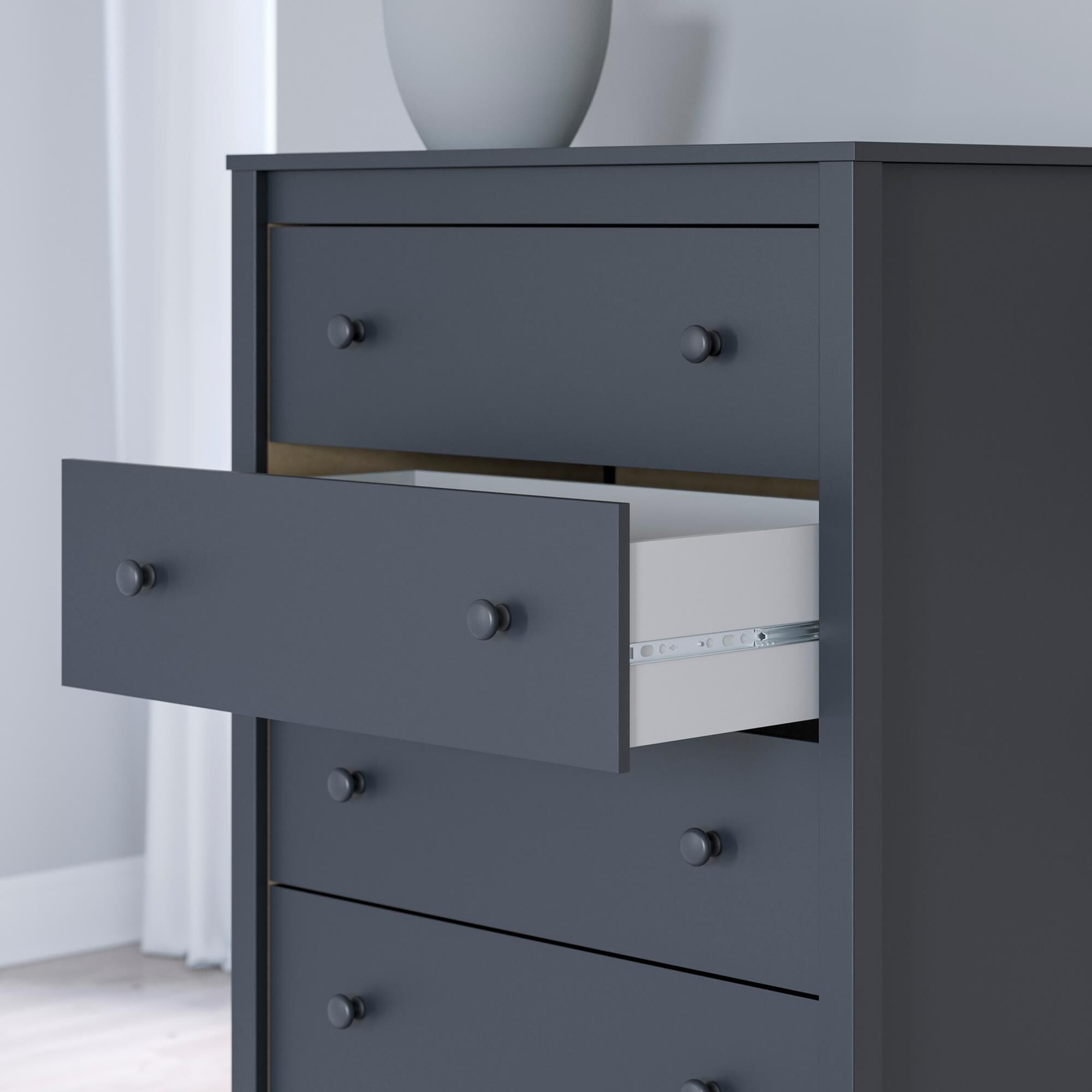 Ashley Simmenfort 5-Drawer Chest in Matte Navy Blue