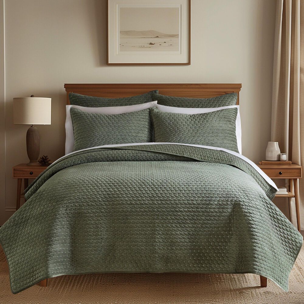 Levtex Velvet Stitch 3-Piece Full/Queen Quilt Set in Green, , large